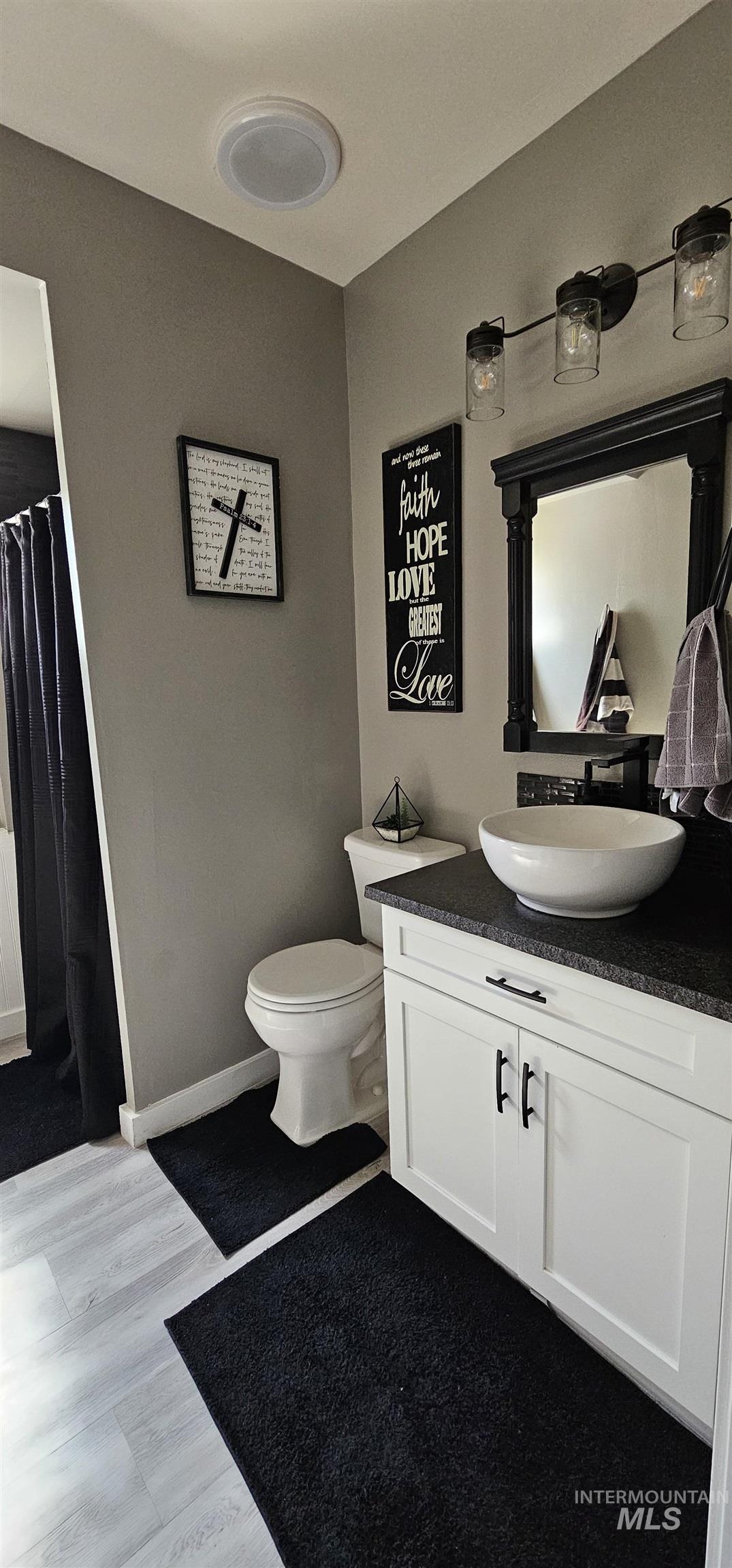 1122 N Roper Pl, Meridian, Idaho 83642, 4 Bedrooms, 3 Bathrooms, Residential For Sale, Price $699,000, 98949034