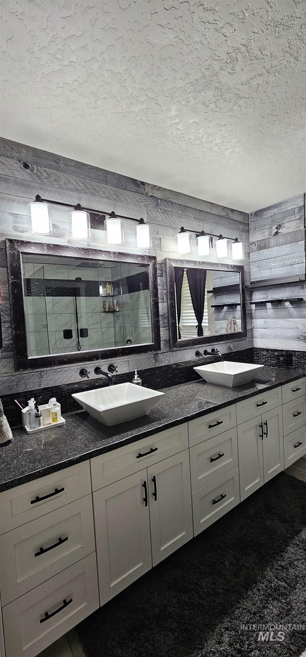 1122 N Roper Pl, Meridian, Idaho 83642, 4 Bedrooms, 3 Bathrooms, Residential For Sale, Price $699,000, 98949034