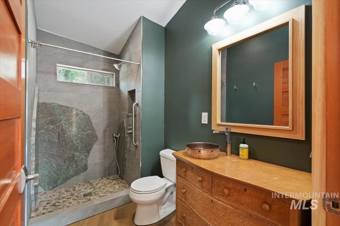 600 Clear Creek Rd, Boise, Idaho 83716-0000, 2 Bedrooms, 2 Bathrooms, Residential For Sale, Price $589,000, 98949066