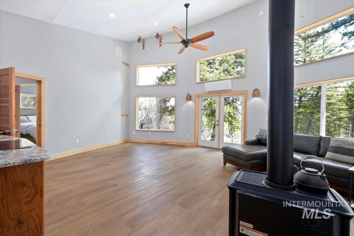 600 Clear Creek Rd, Boise, Idaho 83716-0000, 2 Bedrooms, 2 Bathrooms, Residential For Sale, Price $589,000, 98949066