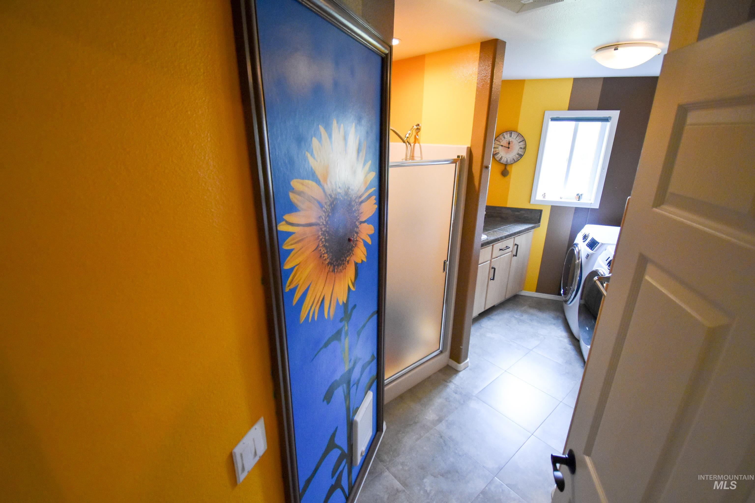 3725 Nicklaus Dr, Clarkston, Washington 99403, 5 Bedrooms, 4 Bathrooms, Residential For Sale, Price $794,000,MLS 98949094