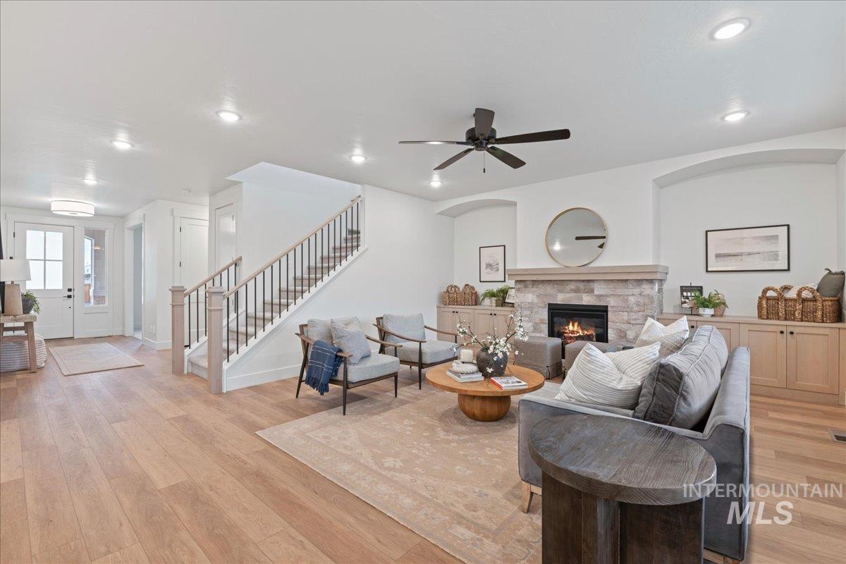 1219 W Ultar Dr, Nampa, Idaho 83686, 4 Bedrooms, 3.5 Bathrooms, Residential For Sale, Price $774,900,MLS 98949096