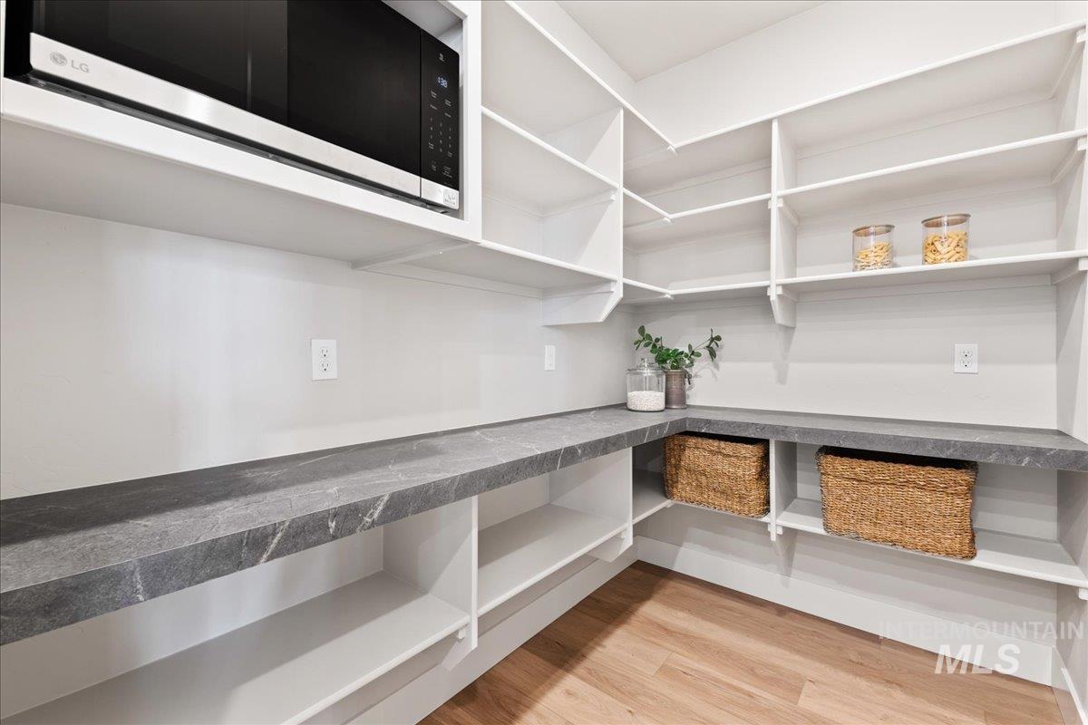 1176 W Eiger Dr, Nampa, Idaho 83686, 3 Bedrooms, 2.5 Bathrooms, Residential For Sale, Price $724,900,MLS 98949098