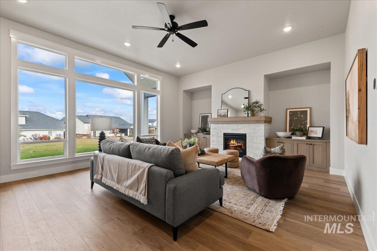 1176 W Eiger Dr, Nampa, Idaho 83686, 3 Bedrooms, 2.5 Bathrooms, Residential For Sale, Price $724,900,MLS 98949098