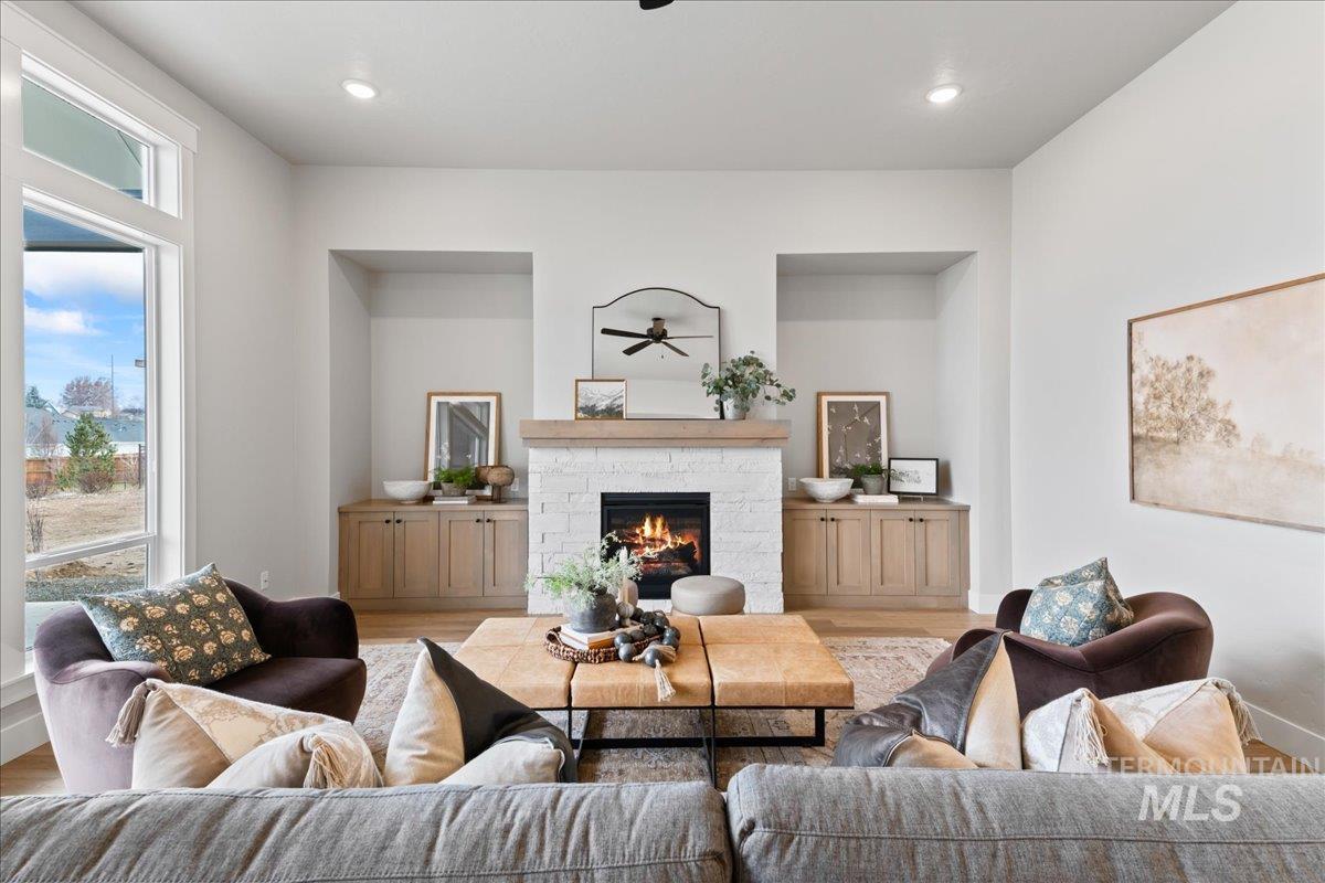 1176 W Eiger Dr, Nampa, Idaho 83686, 3 Bedrooms, 2.5 Bathrooms, Residential For Sale, Price $724,900,MLS 98949098