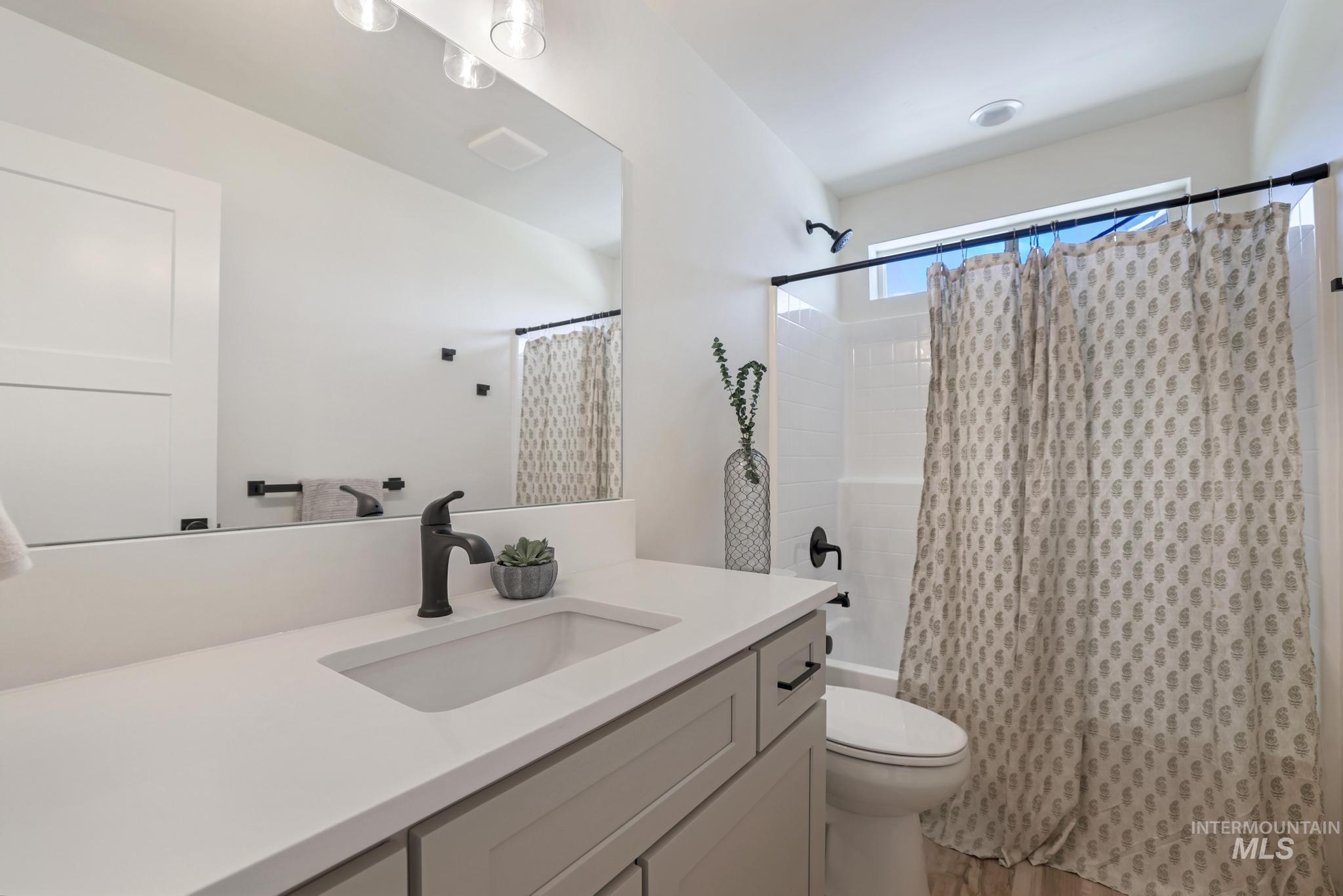 905 E 23rd Ave., Jerome, Idaho 83338, 4 Bedrooms, 2 Bathrooms, Residential For Sale, Price $369,900,MLS 98949143