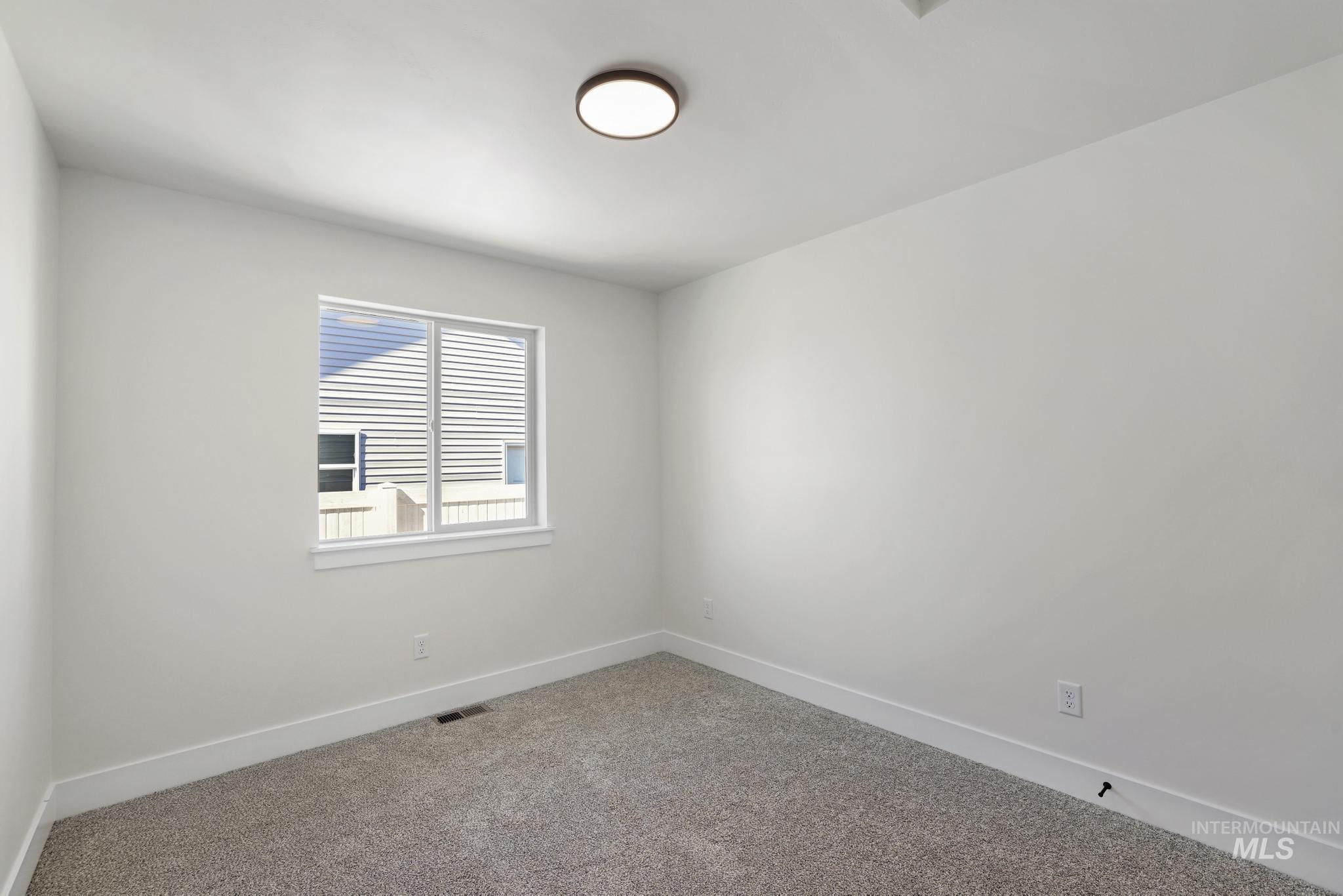 905 E 23rd Ave., Jerome, Idaho 83338, 4 Bedrooms, 2 Bathrooms, Residential For Sale, Price $369,900,MLS 98949143