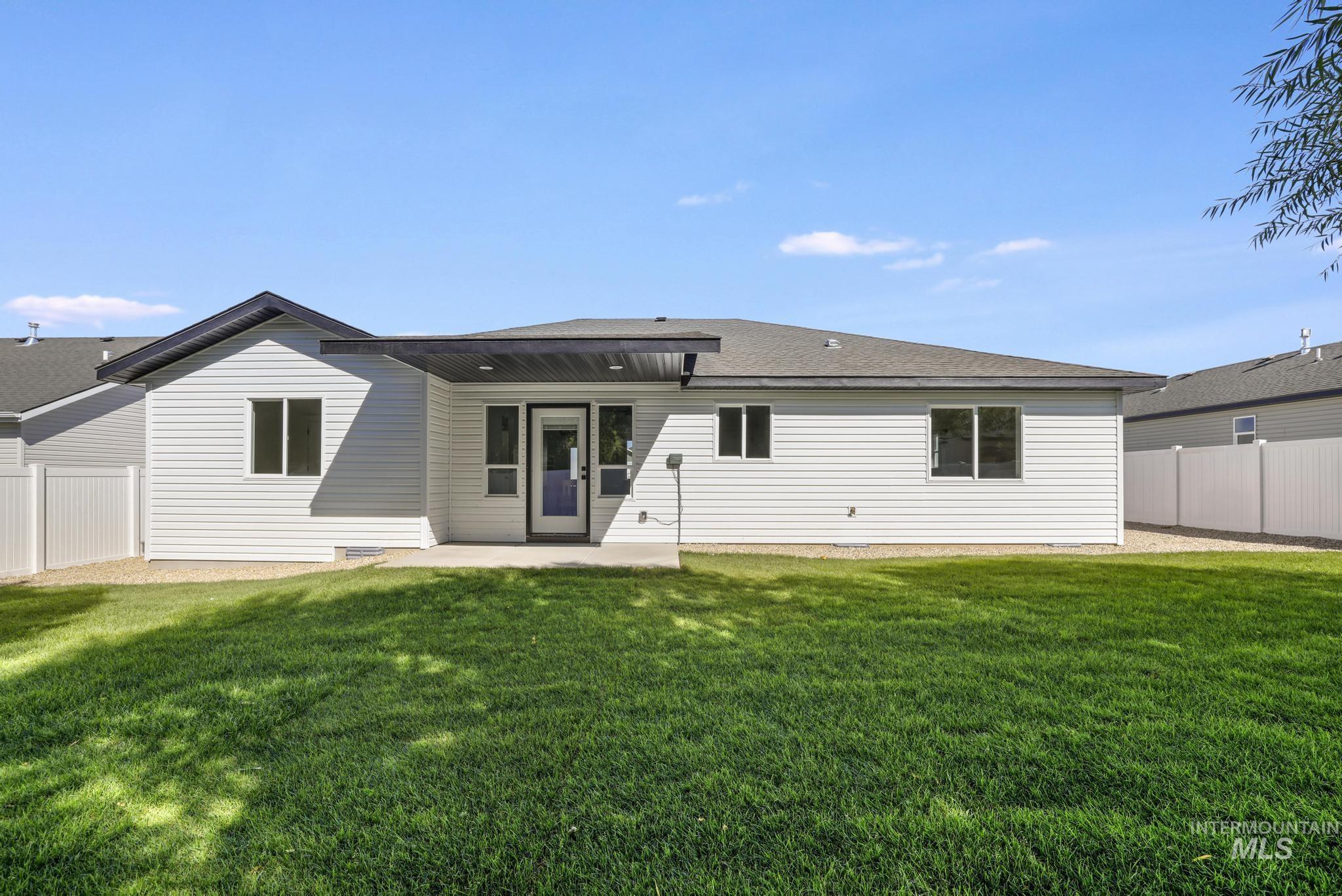 905 E 23rd Ave., Jerome, Idaho 83338, 4 Bedrooms, 2 Bathrooms, Residential For Sale, Price $369,900,MLS 98949143