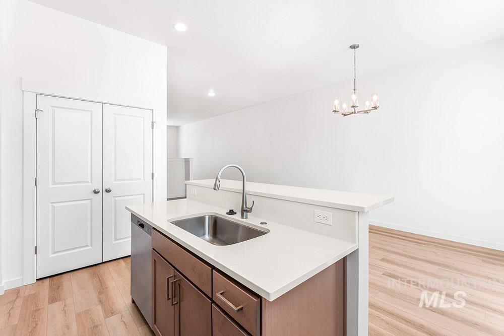 1609 N Impreza Ln, Boise, Idaho 83713, 4 Bedrooms, 3.5 Bathrooms, Residential For Sale, Price $399,900, 98949177