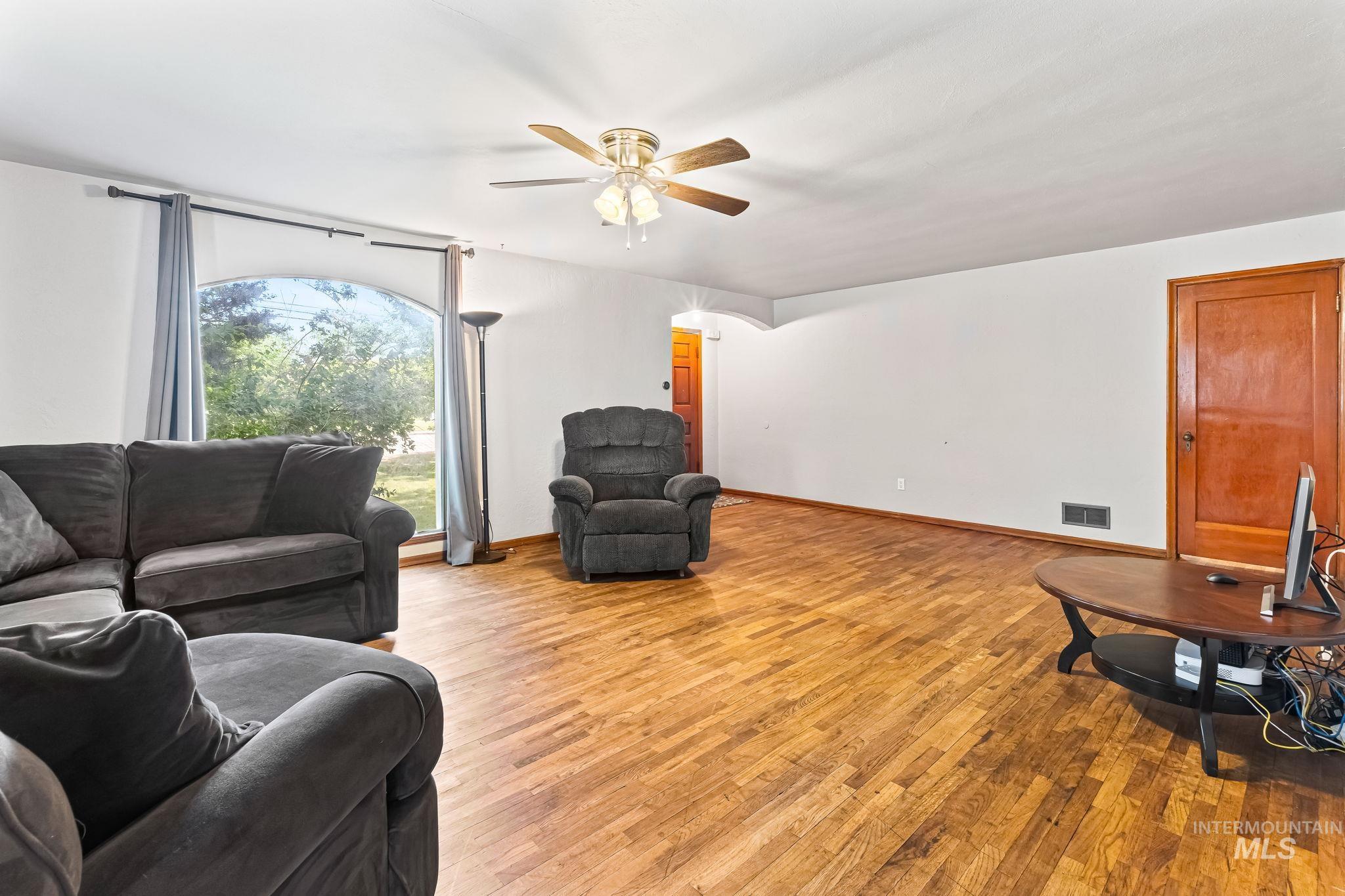 404 N Allumbaugh St, Boise, Idaho 83704, Residential Income For Sale, Price $589,000,MLS 98949199