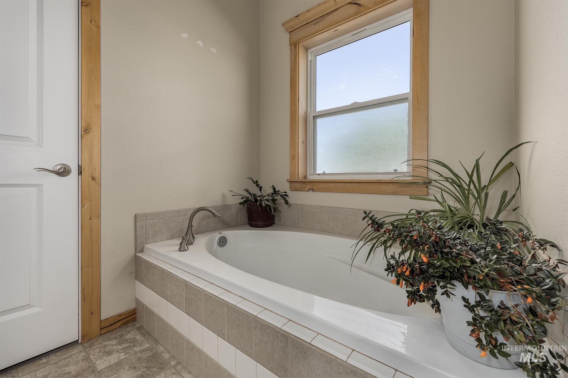 2175 Graham Blvd, Vale, Oregon 97918, 4 Bedrooms, 3.5 Bathrooms, Residential For Sale, Price $1,199,900, 98949243