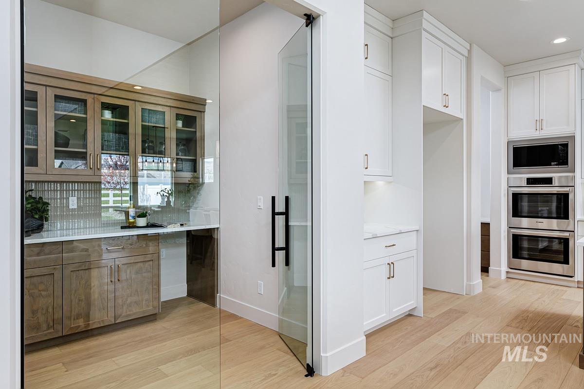 14198 N Woodpecker Ave, Boise, Idaho 83714, 3 Bedrooms, 3.5 Bathrooms, Residential For Sale, Price $1,179,900,MLS 98949256