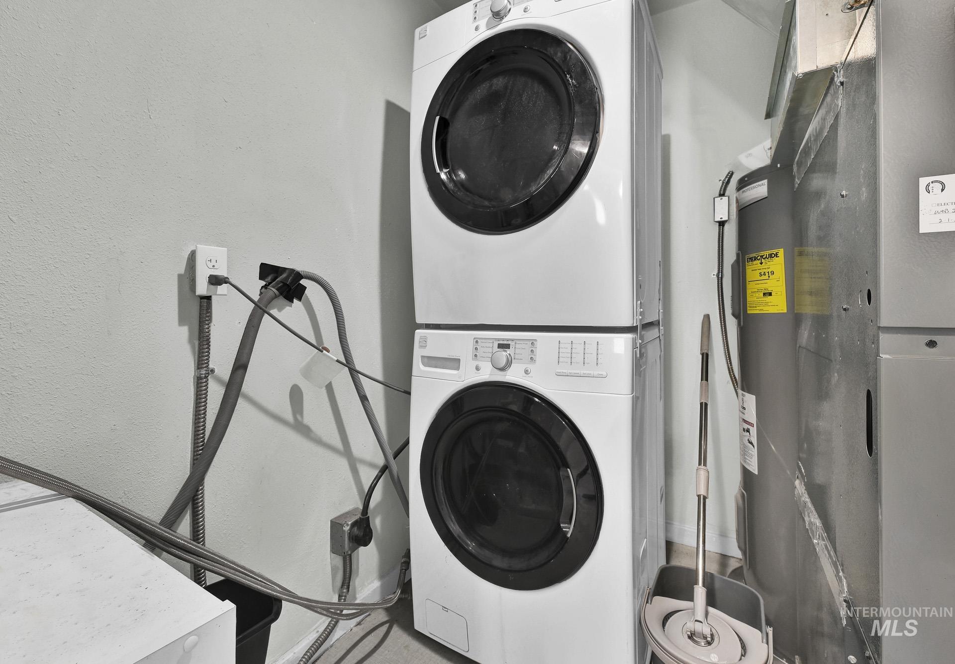 155 N 11th E St, Mountain Home, Idaho 83647, 3 Bedrooms, 1 Bathroom, Residential For Sale, Price $260,000, 98949342