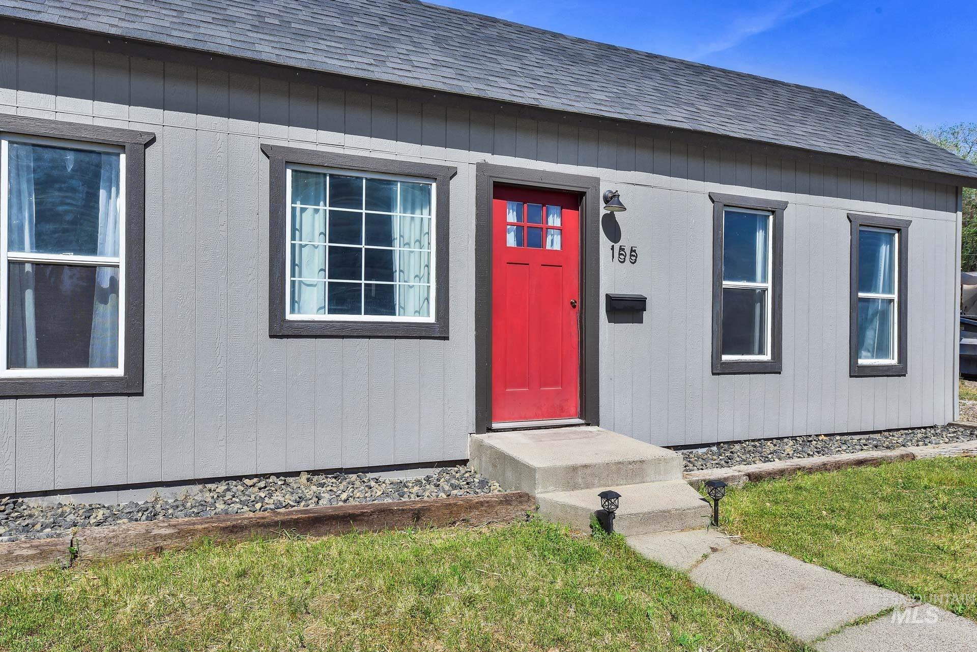 155 N 11th E St, Mountain Home, Idaho 83647, 3 Bedrooms, 1 Bathroom, Residential For Sale, Price $260,000, 98949342