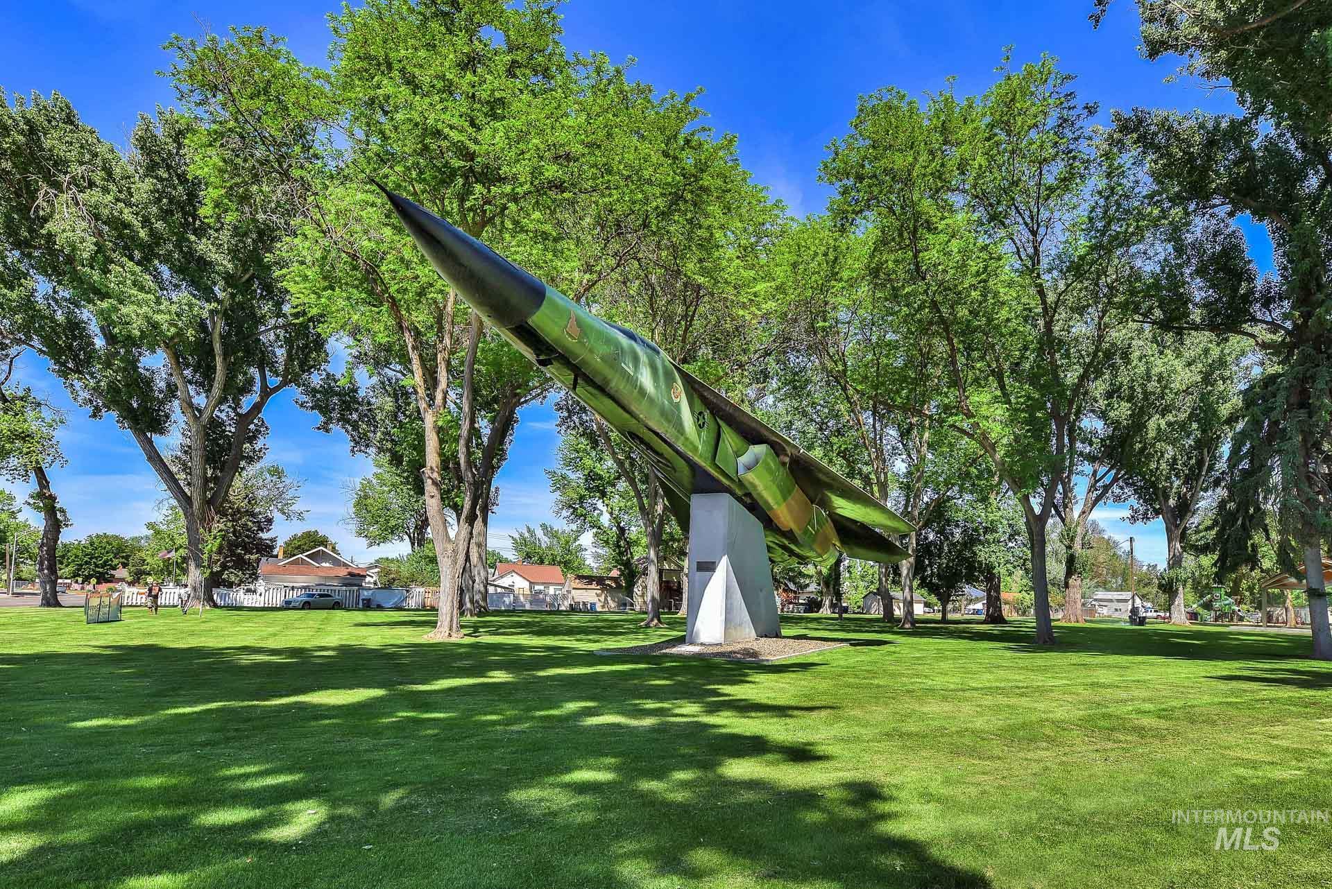 155 N 11th E St, Mountain Home, Idaho 83647, 3 Bedrooms, 1 Bathroom, Residential For Sale, Price $260,000, 98949342