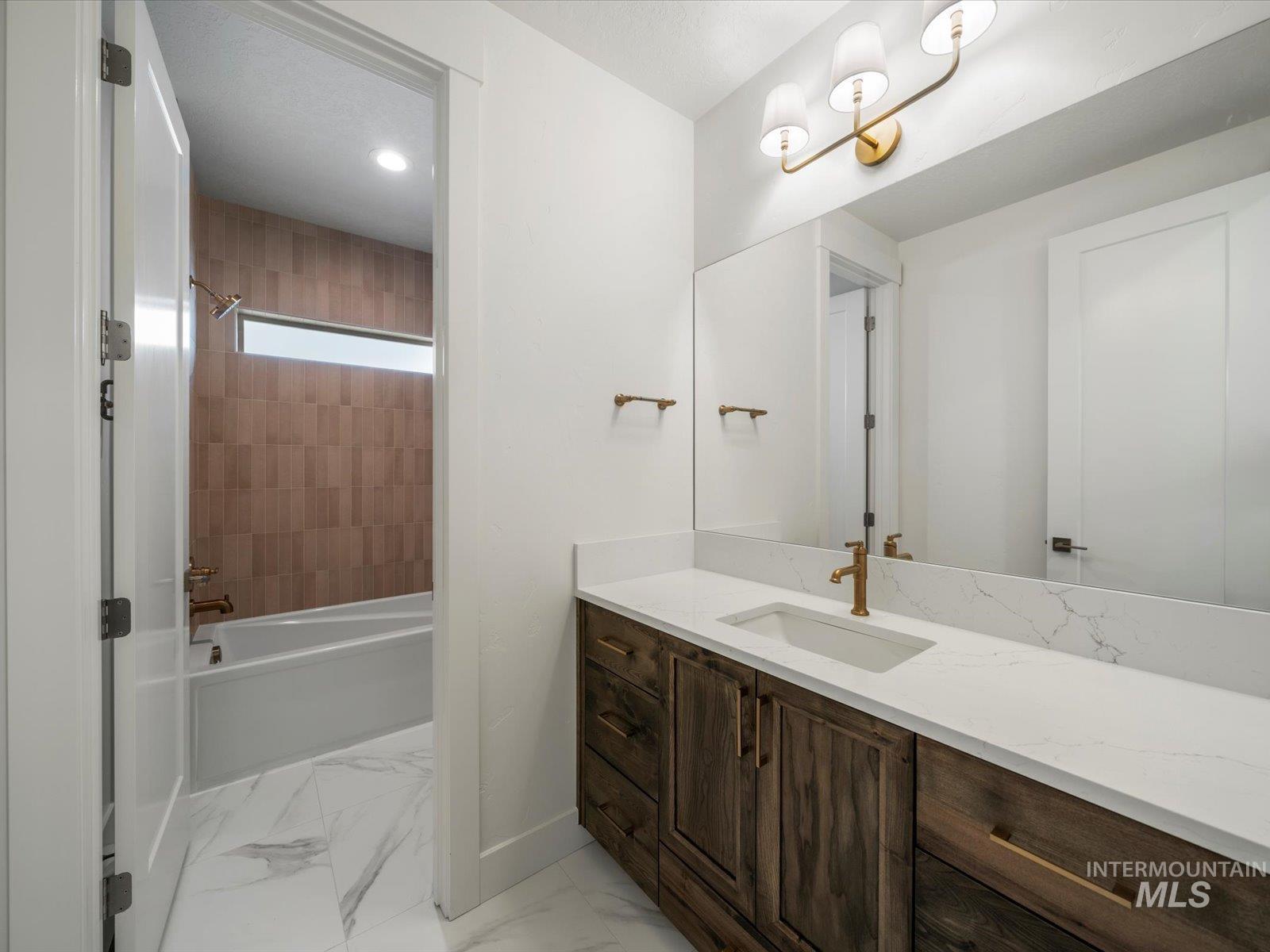 7162 E Osprey Estates Dr, Nampa, Idaho 83686, 4 Bedrooms, 3.5 Bathrooms, Residential For Sale, Price $924,900,MLS 98949369