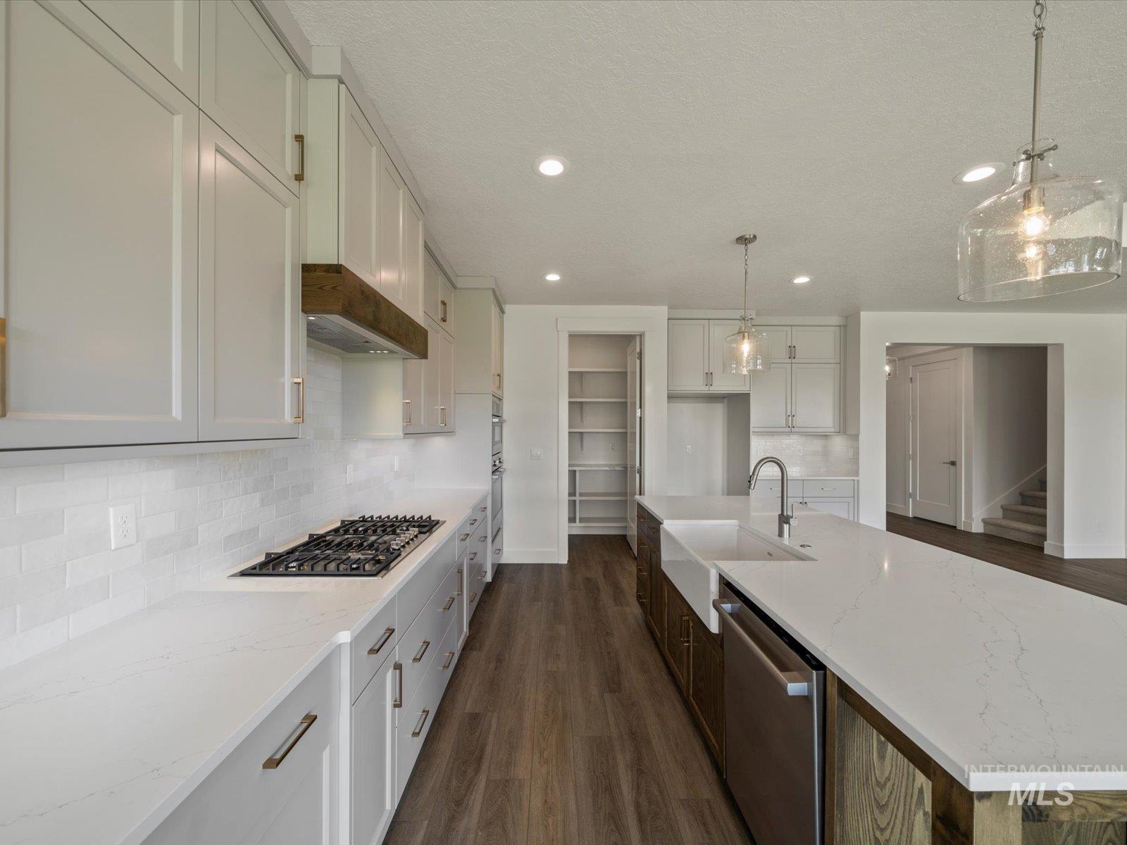 7162 E Osprey Estates Dr, Nampa, Idaho 83686, 4 Bedrooms, 3.5 Bathrooms, Residential For Sale, Price $924,900,MLS 98949369