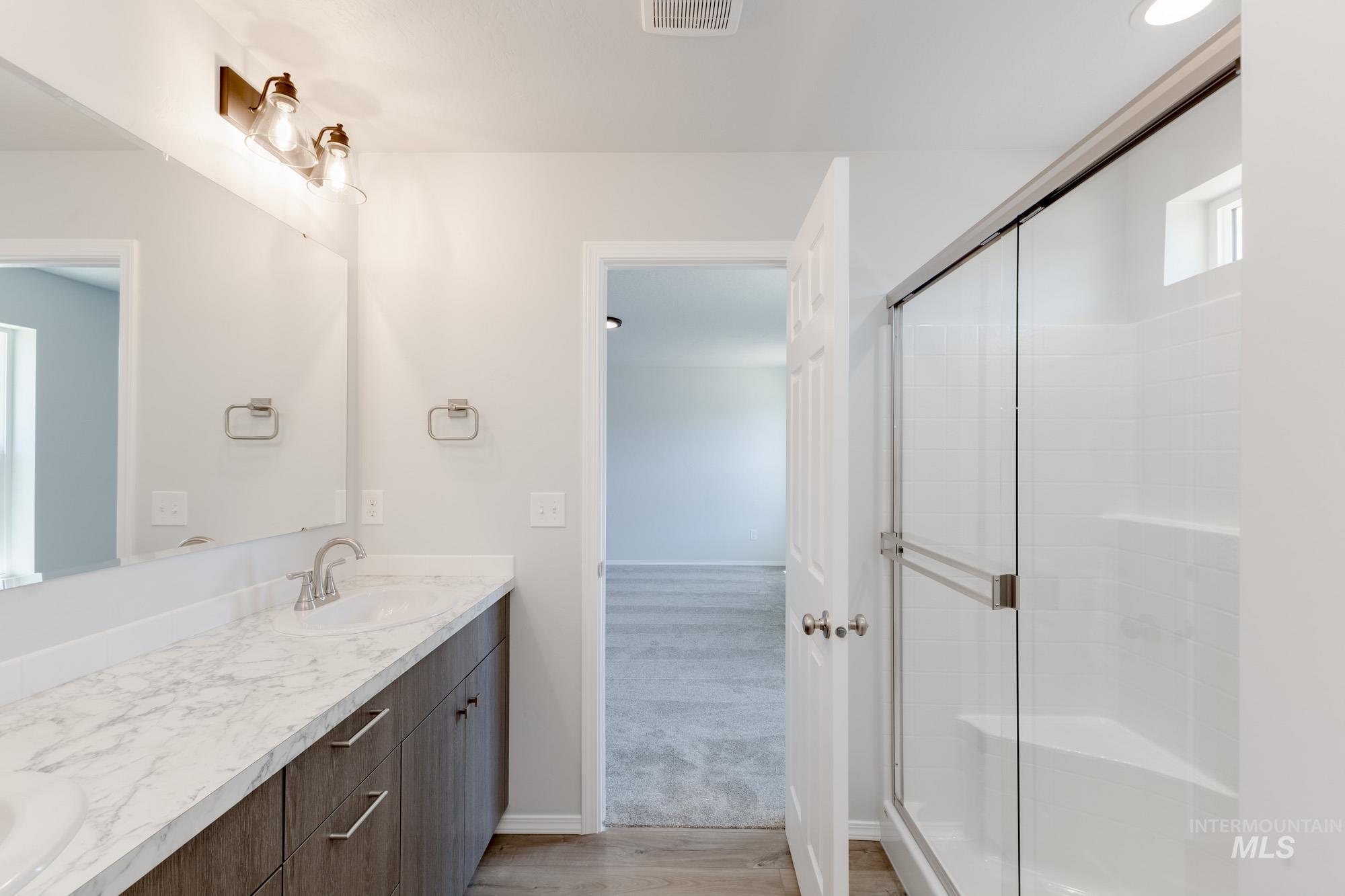 5120 Endicott Dr, Caldwell, Idaho 83605, 5 Bedrooms, 3 Bathrooms, Residential For Sale, Price $465,990,MLS 98949375