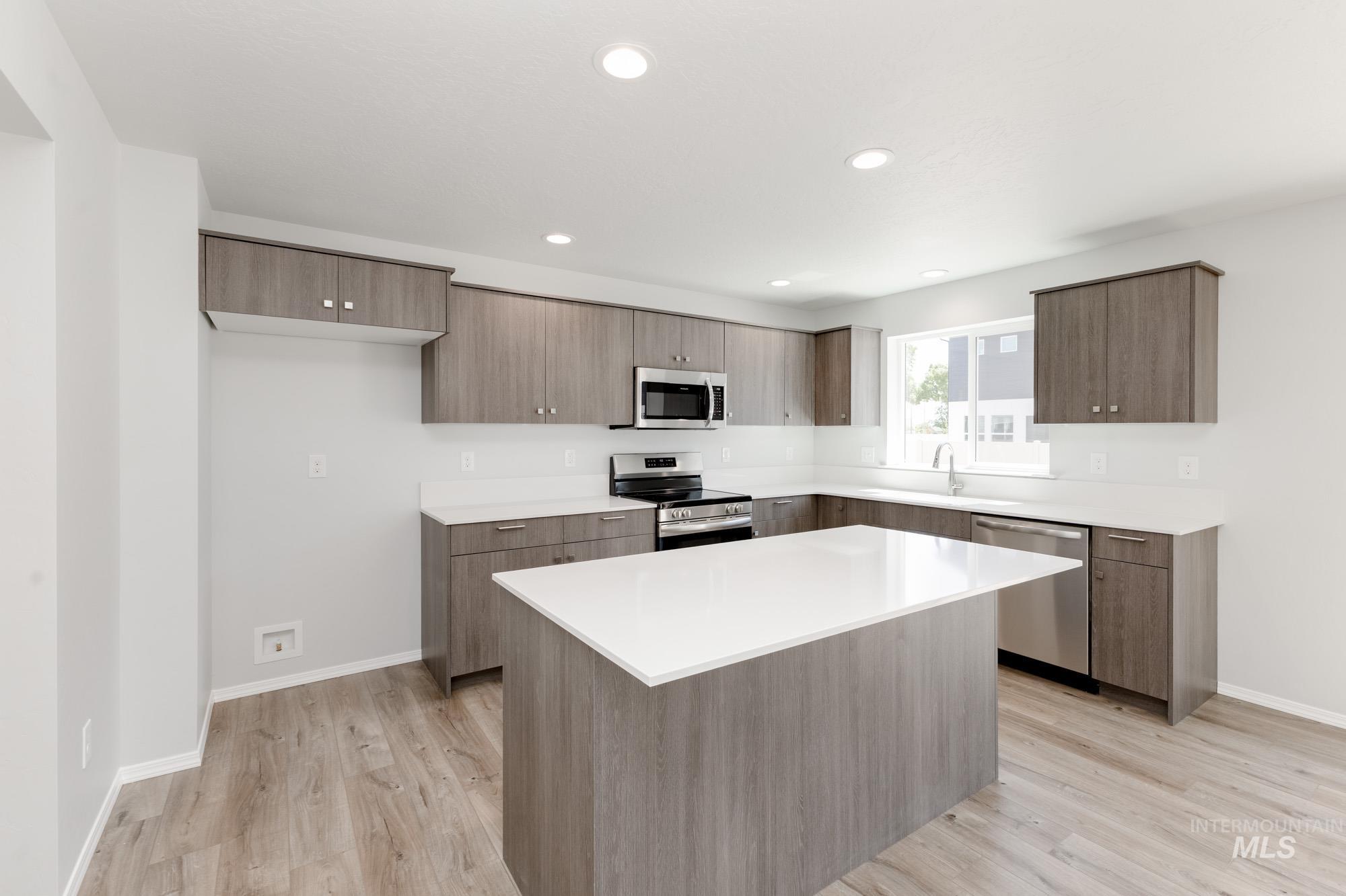 5120 Endicott Dr, Caldwell, Idaho 83605, 5 Bedrooms, 3 Bathrooms, Residential For Sale, Price $465,990,MLS 98949375