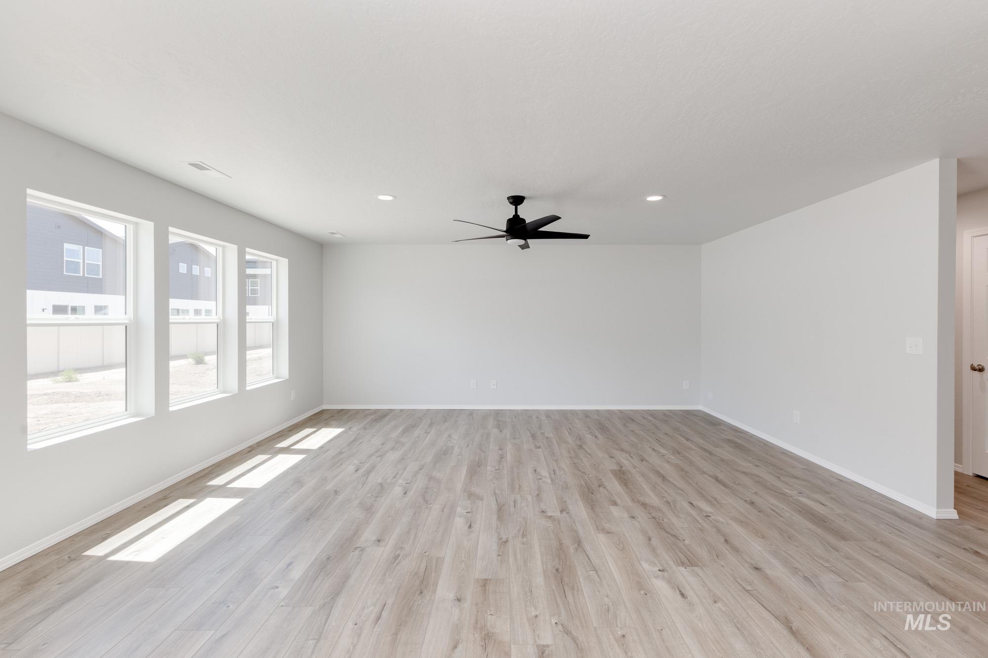 5120 Endicott Dr, Caldwell, Idaho 83605, 5 Bedrooms, 3 Bathrooms, Residential For Sale, Price $465,990,MLS 98949375