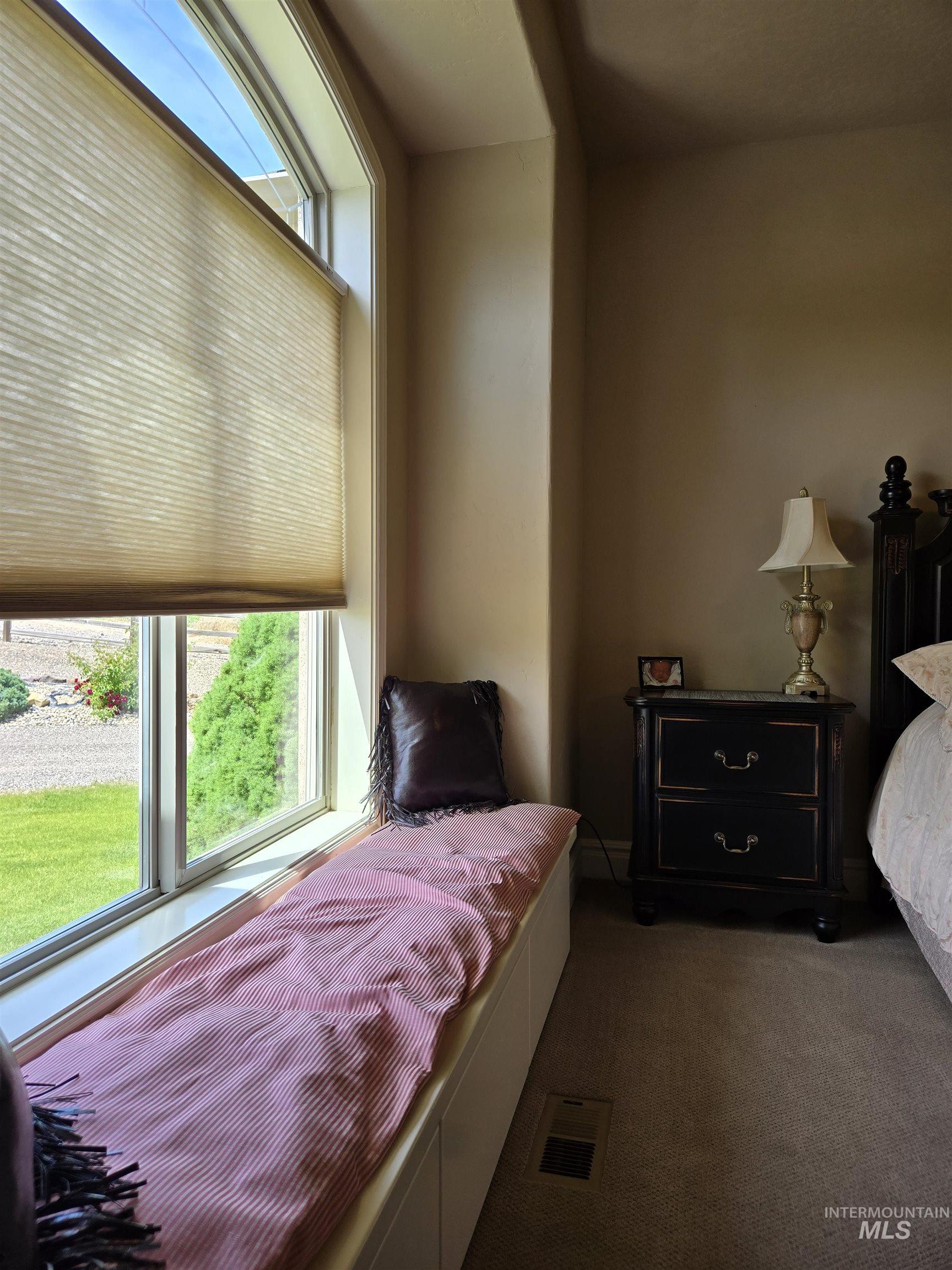 654 King Ave, Ontario, Oregon 97914, 3 Bedrooms, 2.5 Bathrooms, Residential For Sale, Price $825,000, 98949397