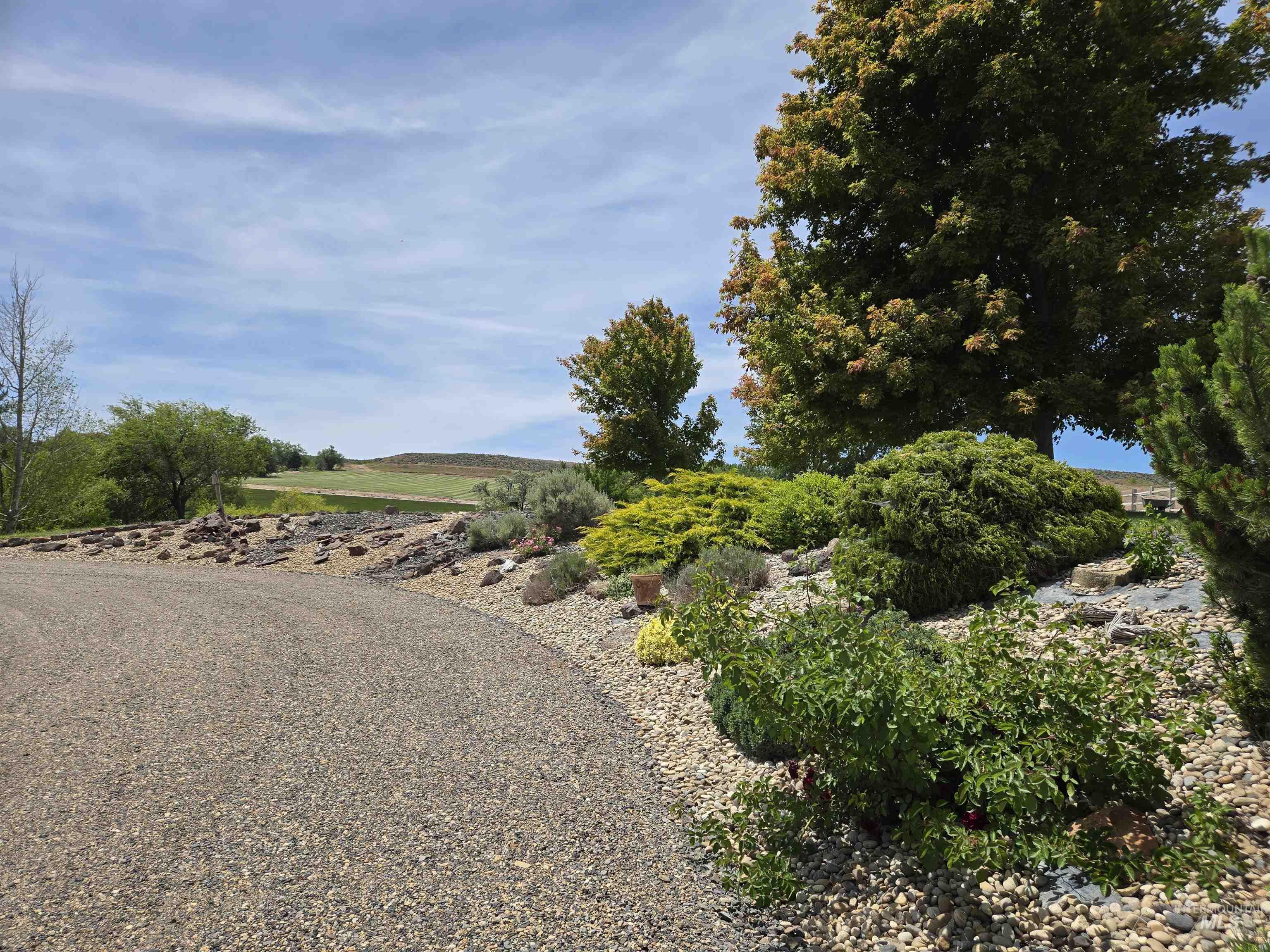 654 King Ave, Ontario, Oregon 97914, 3 Bedrooms, 2.5 Bathrooms, Residential For Sale, Price $825,000, 98949397