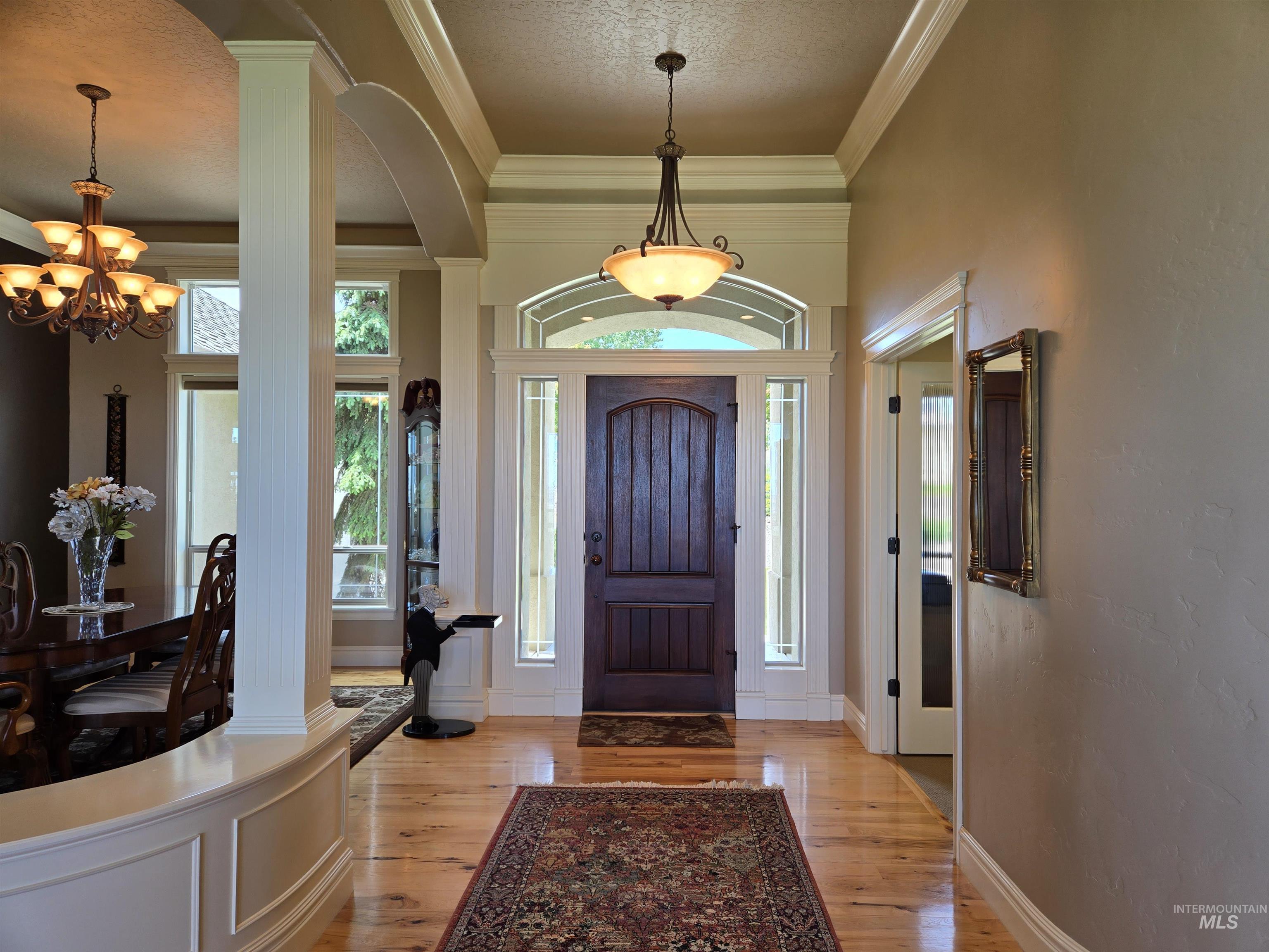 654 King Ave, Ontario, Oregon 97914, 3 Bedrooms, 2.5 Bathrooms, Residential For Sale, Price $825,000, 98949397