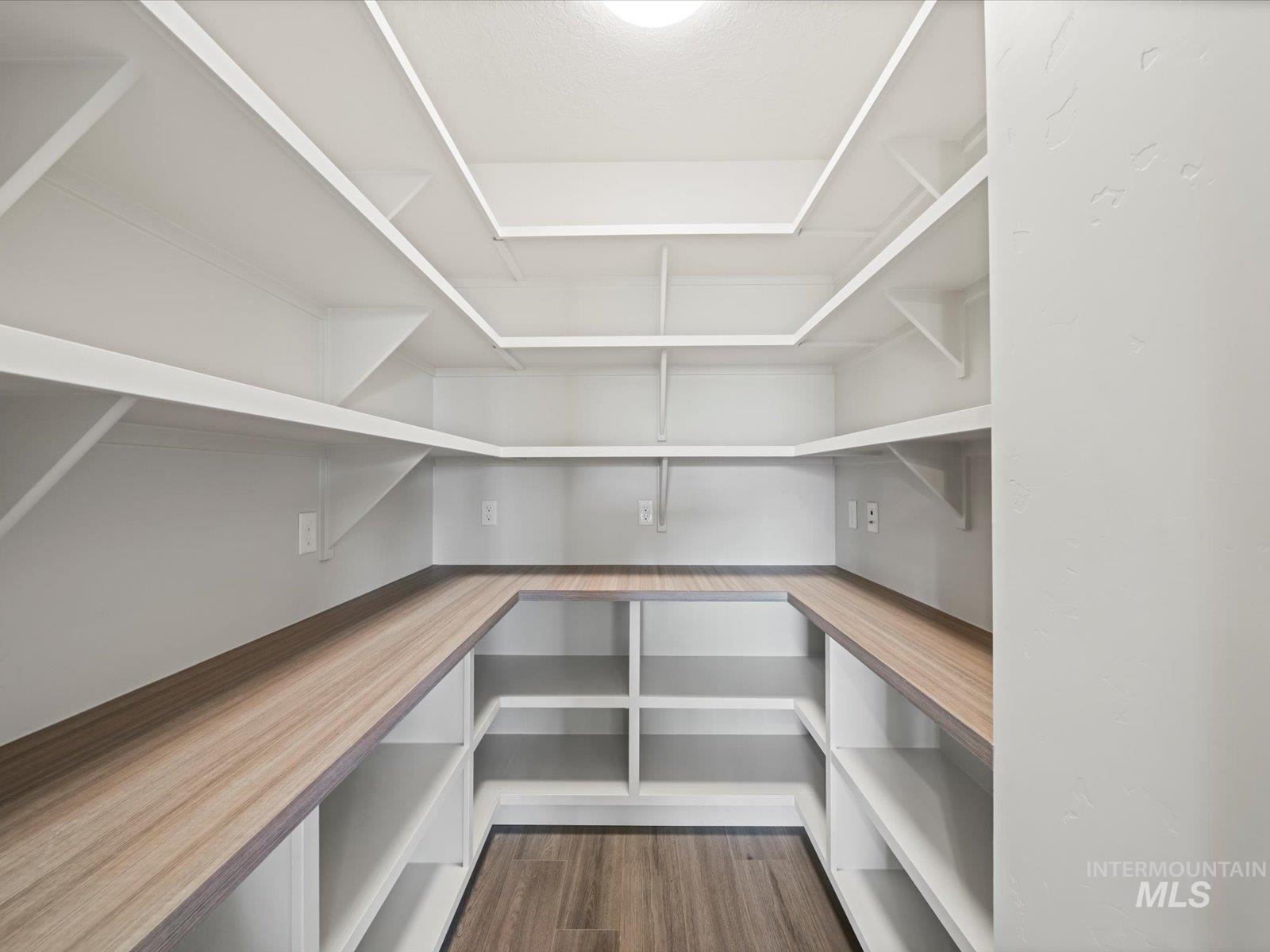 7126 E Osprey Estates Dr, Nampa, Idaho 83686, 3 Bedrooms, 2.5 Bathrooms, Residential For Sale, Price $779,900, 98949461