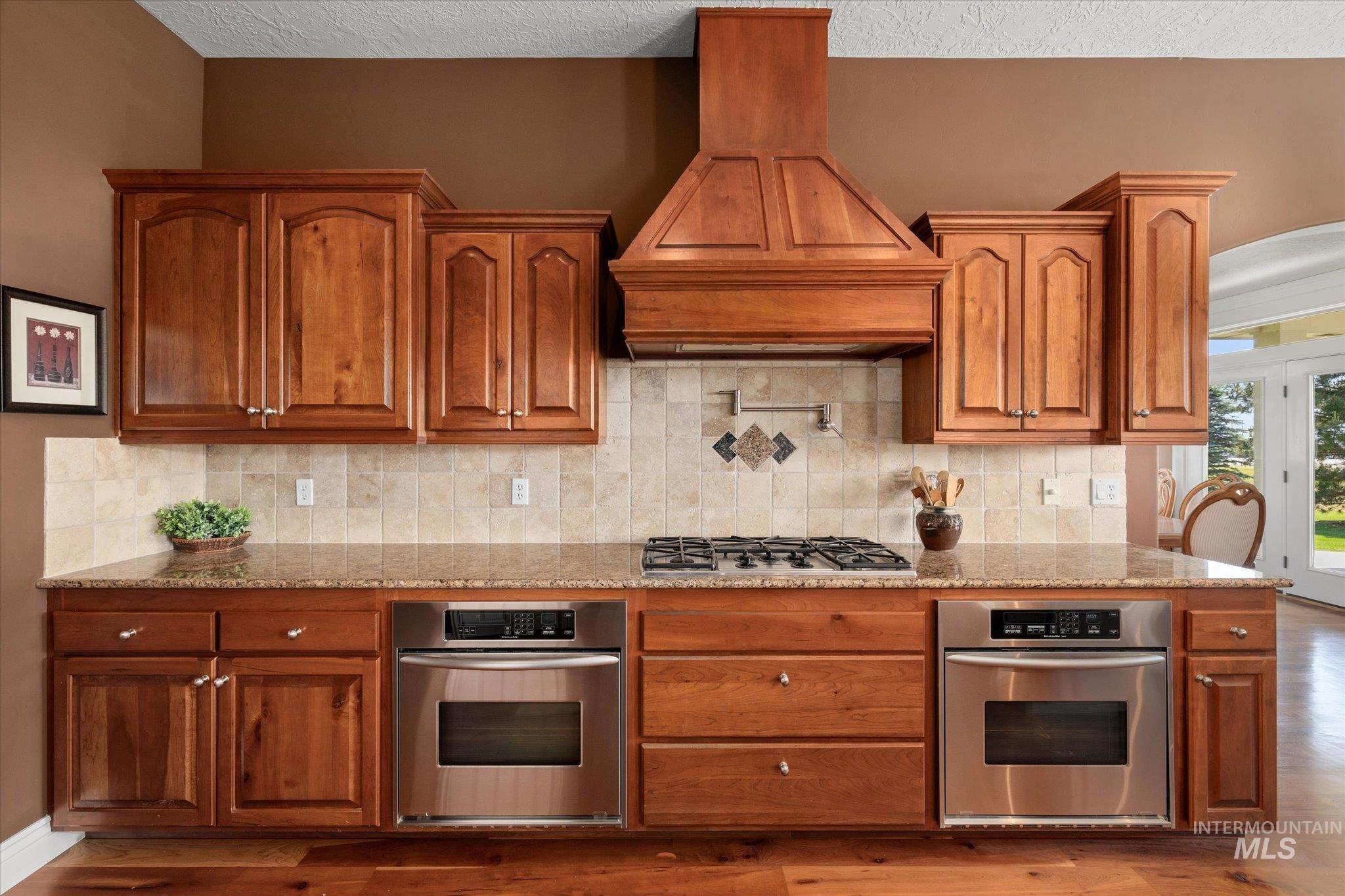 8585 W Rioja St, Star, Idaho 83669, 4 Bedrooms, 3.5 Bathrooms, Residential For Sale, Price $925,000, 98949468