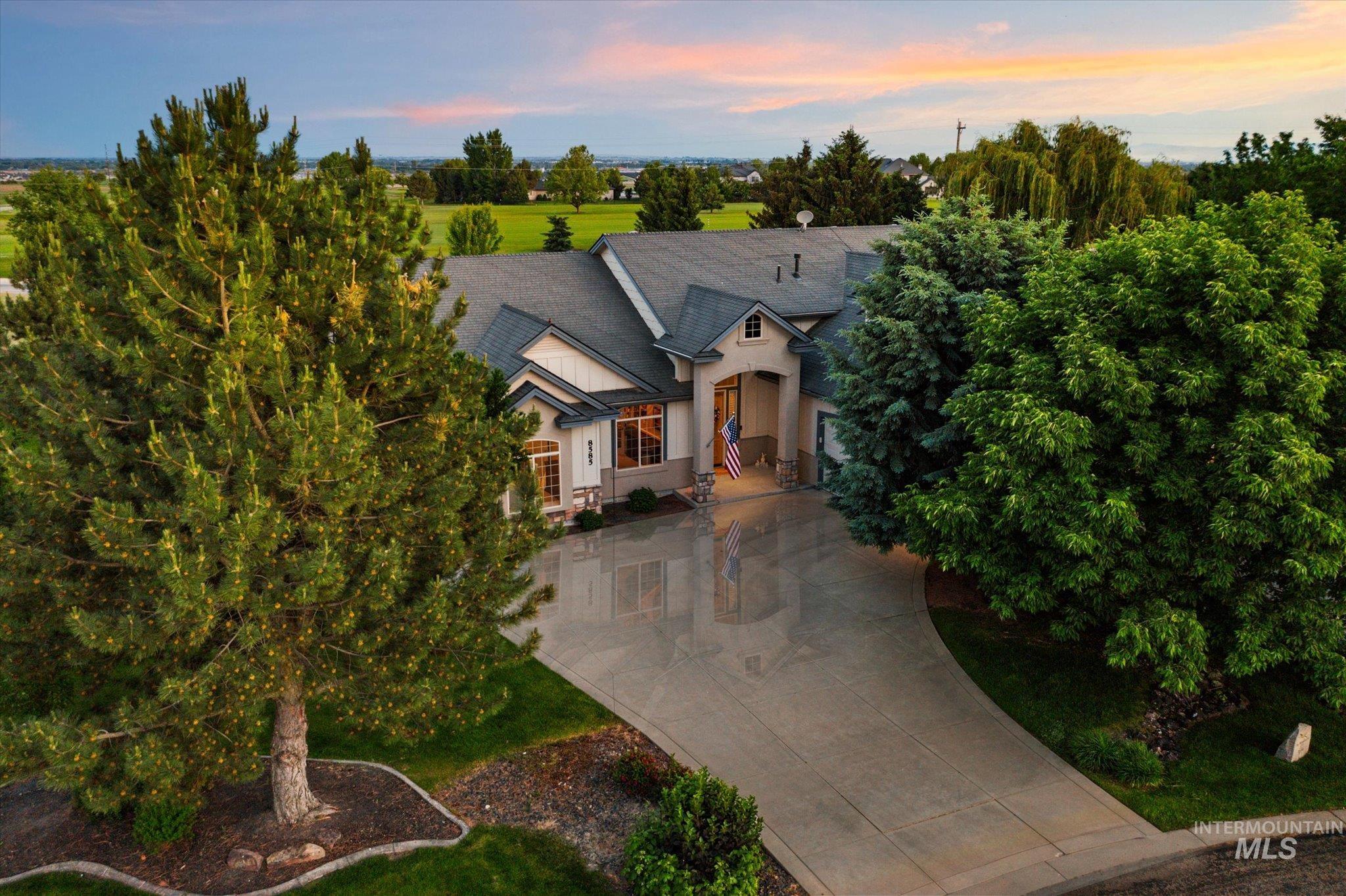 8585 W Rioja St, Star, Idaho 83669, 4 Bedrooms, 3.5 Bathrooms, Residential For Sale, Price $925,000, 98949468