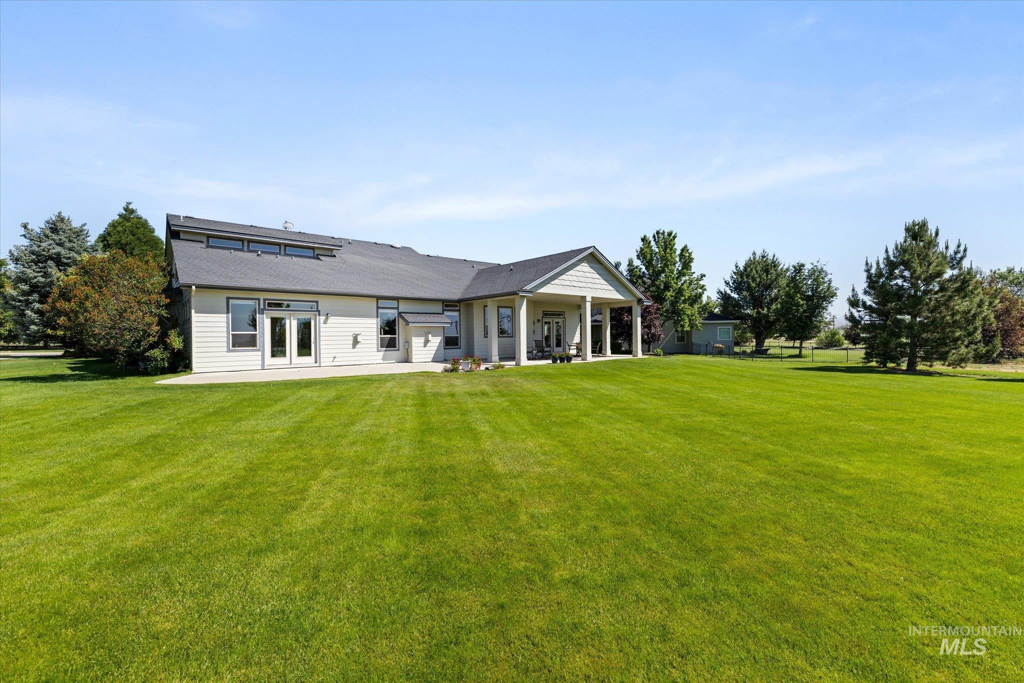 8585 W Rioja St, Star, Idaho 83669, 4 Bedrooms, 3.5 Bathrooms, Residential For Sale, Price $925,000, 98949468