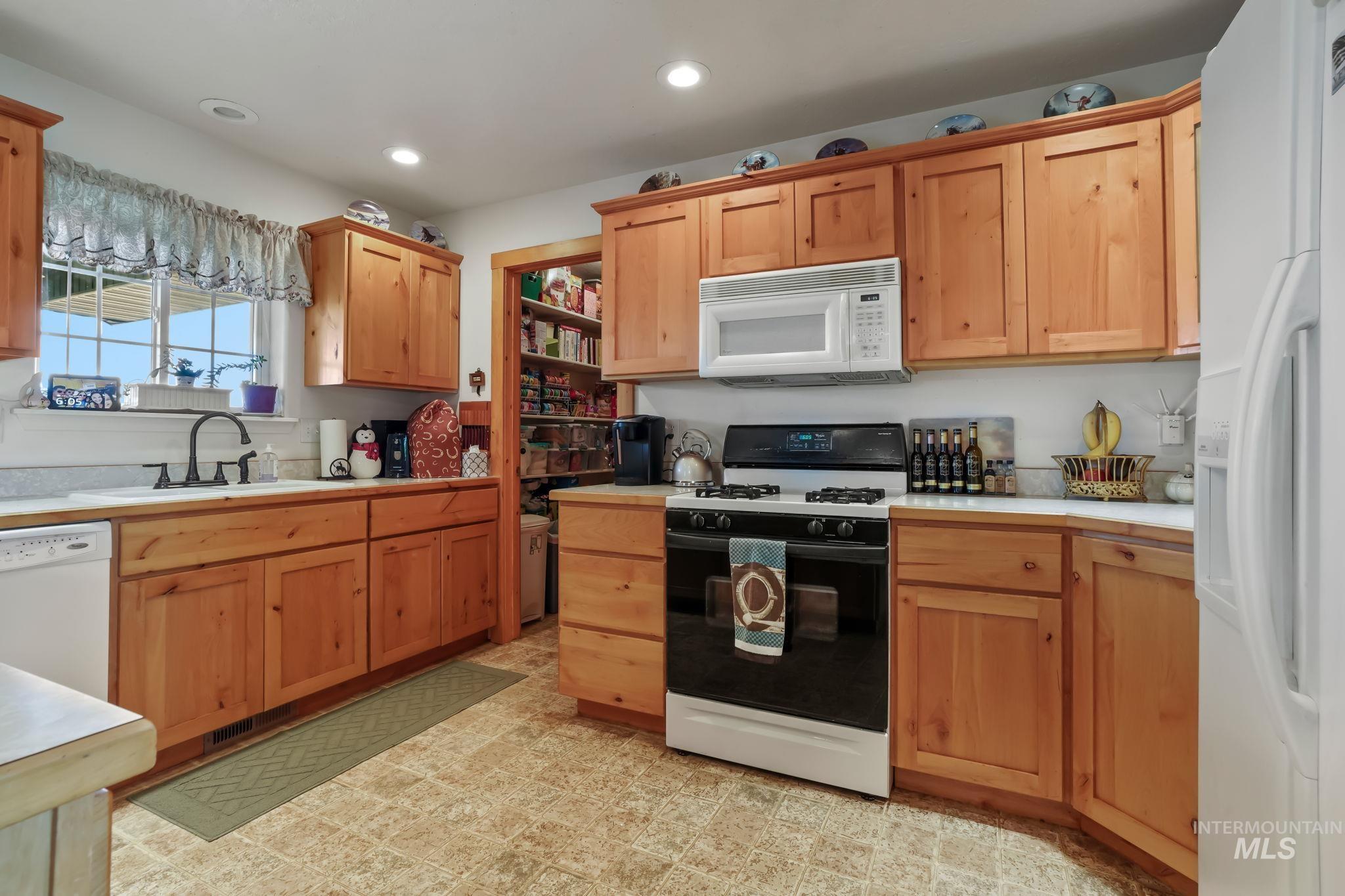 1829 Hidden Canyon Rd., Council, Idaho 83612-0000, 3 Bedrooms, 2 Bathrooms, Residential For Sale, Price $875,000, 98949488