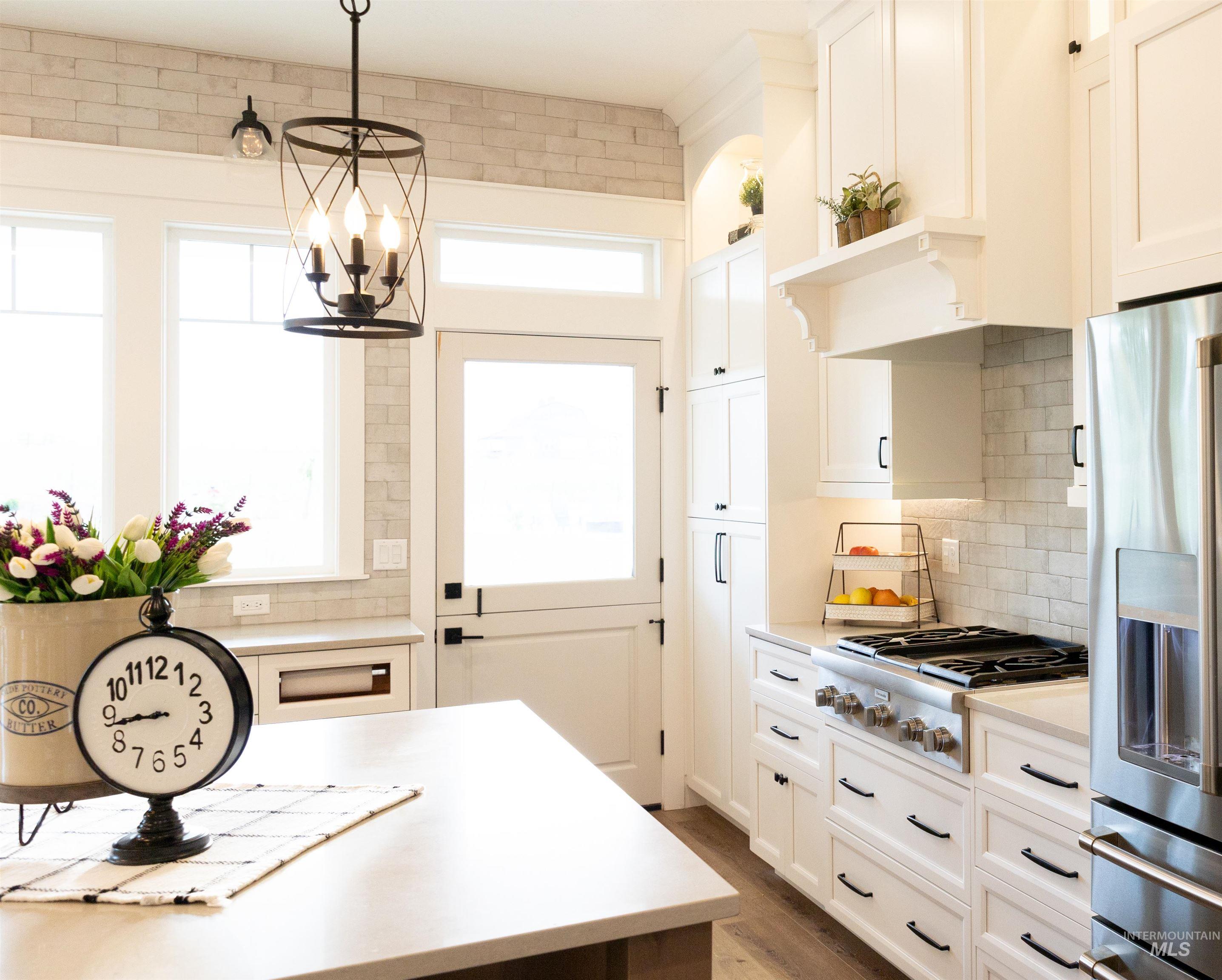 29129 High Plains Road, Caldwell, Idaho 83607, 4 Bedrooms, 5 Bathrooms, Residential For Sale, Price $1,560,000,MLS 98949627