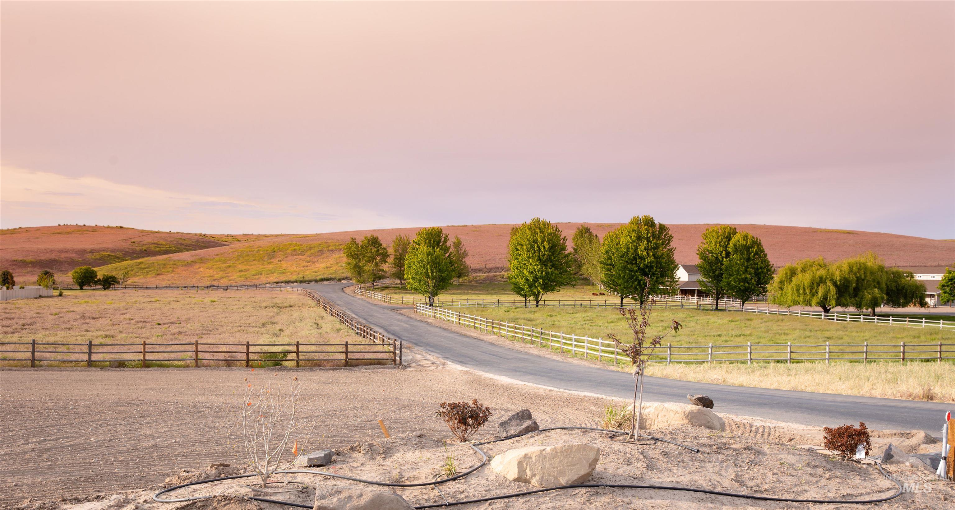 29129 High Plains Road, Caldwell, Idaho 83607, 4 Bedrooms, 5 Bathrooms, Residential For Sale, Price $1,560,000,MLS 98949627