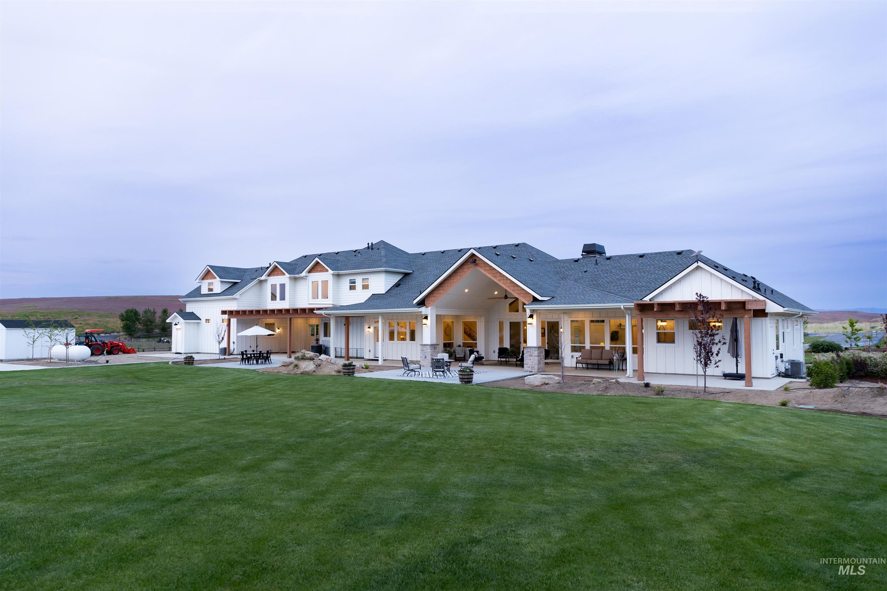 29129 High Plains Road, Caldwell, Idaho 83607, 4 Bedrooms, 5 Bathrooms, Residential For Sale, Price $1,560,000,MLS 98949627