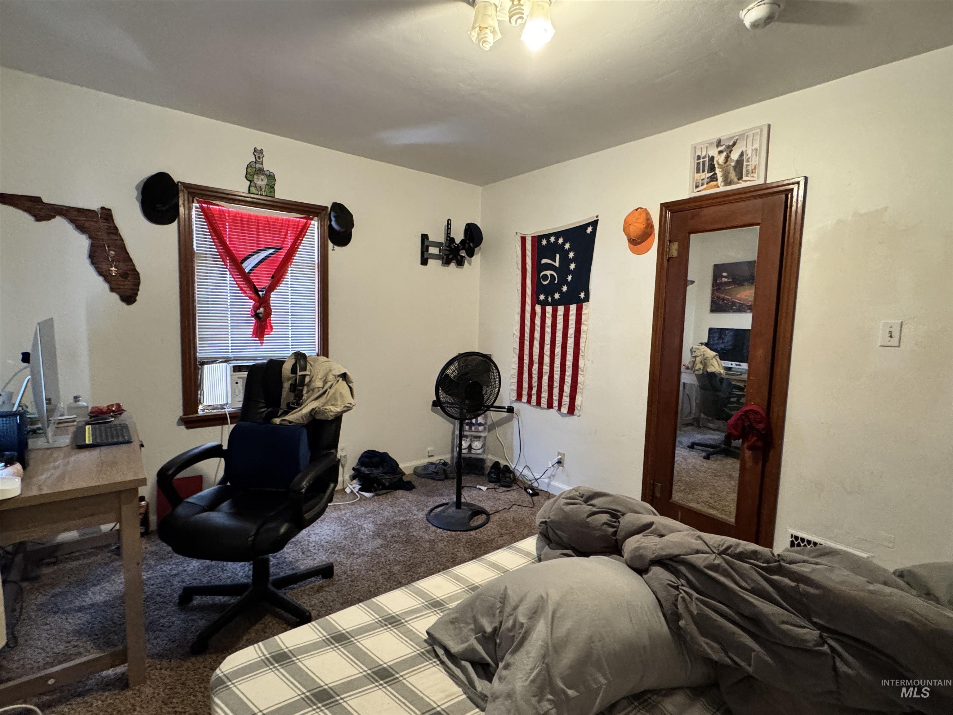 120 9th Avenue North, Buhl, Idaho 83316, 3 Bedrooms, 0.5 Bathroom, Residential Income For Sale, Price $300,000, 98949667