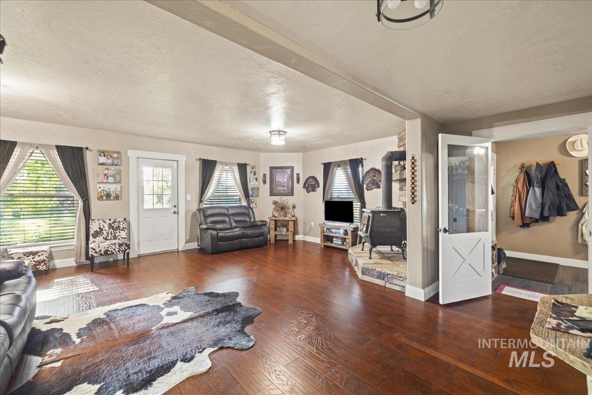 2143 Bonner Rd, Midvale, Idaho 83645, 4 Bedrooms, 2.5 Bathrooms, Residential For Sale, Price $2,550,000, 98949669