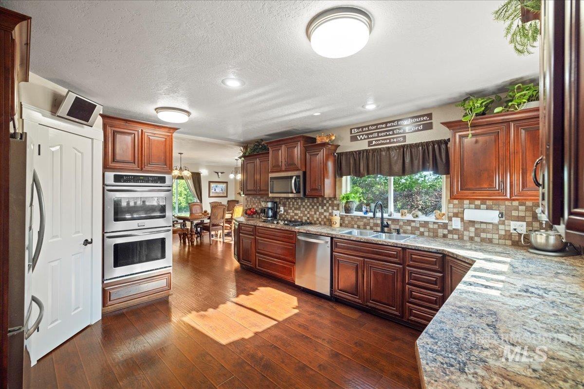 2143 Bonner Rd, Midvale, Idaho 83645, 4 Bedrooms, 2.5 Bathrooms, Residential For Sale, Price $2,550,000, 98949669