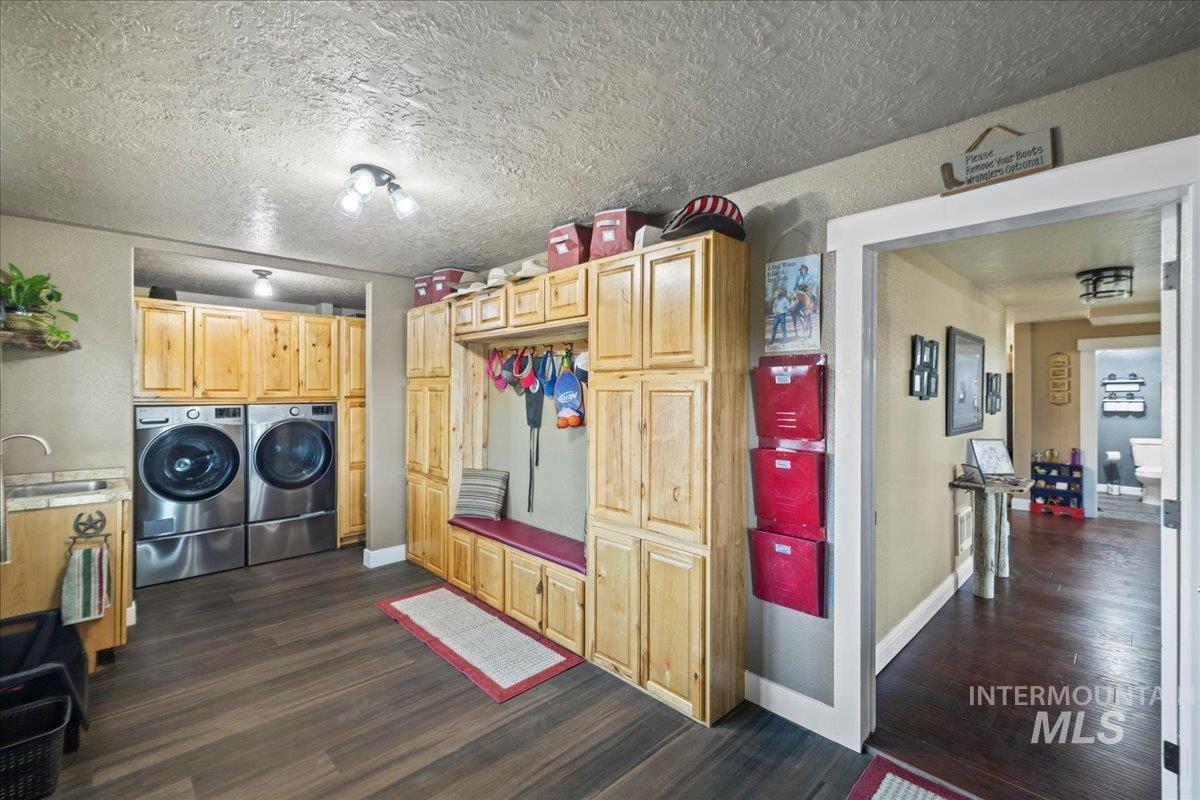 2143 Bonner Rd, Midvale, Idaho 83645, 4 Bedrooms, 2.5 Bathrooms, Residential For Sale, Price $2,550,000, 98949669