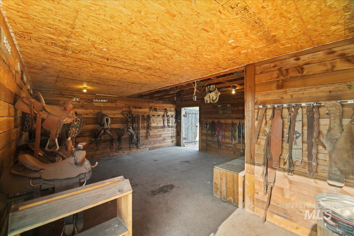 2143 Bonner Rd, Midvale, Idaho 83645, 4 Bedrooms, 2.5 Bathrooms, Residential For Sale, Price $2,550,000, 98949669