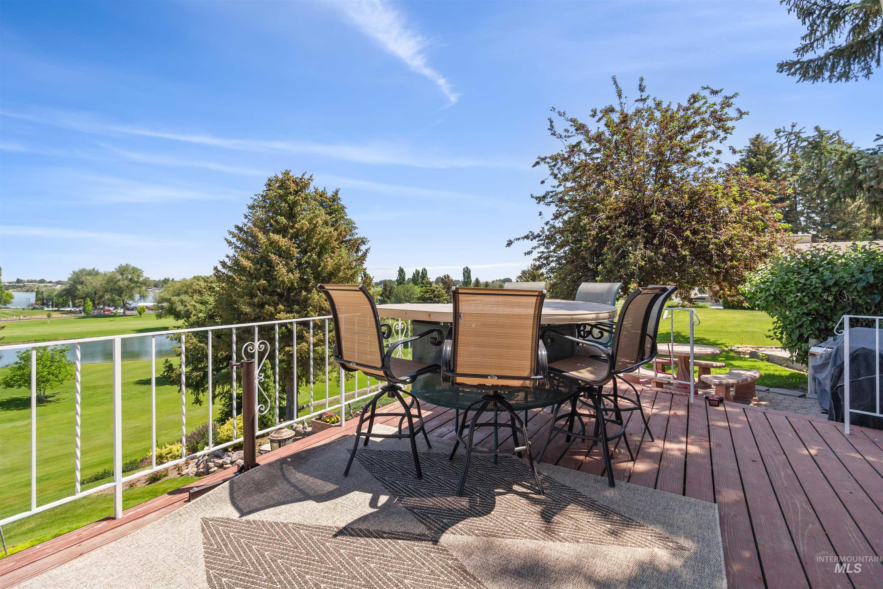15 Van Engelen Rd, Burley, Idaho 83318-5445, 4 Bedrooms, 4 Bathrooms, Residential For Sale, Price $990,000,MLS 98949818