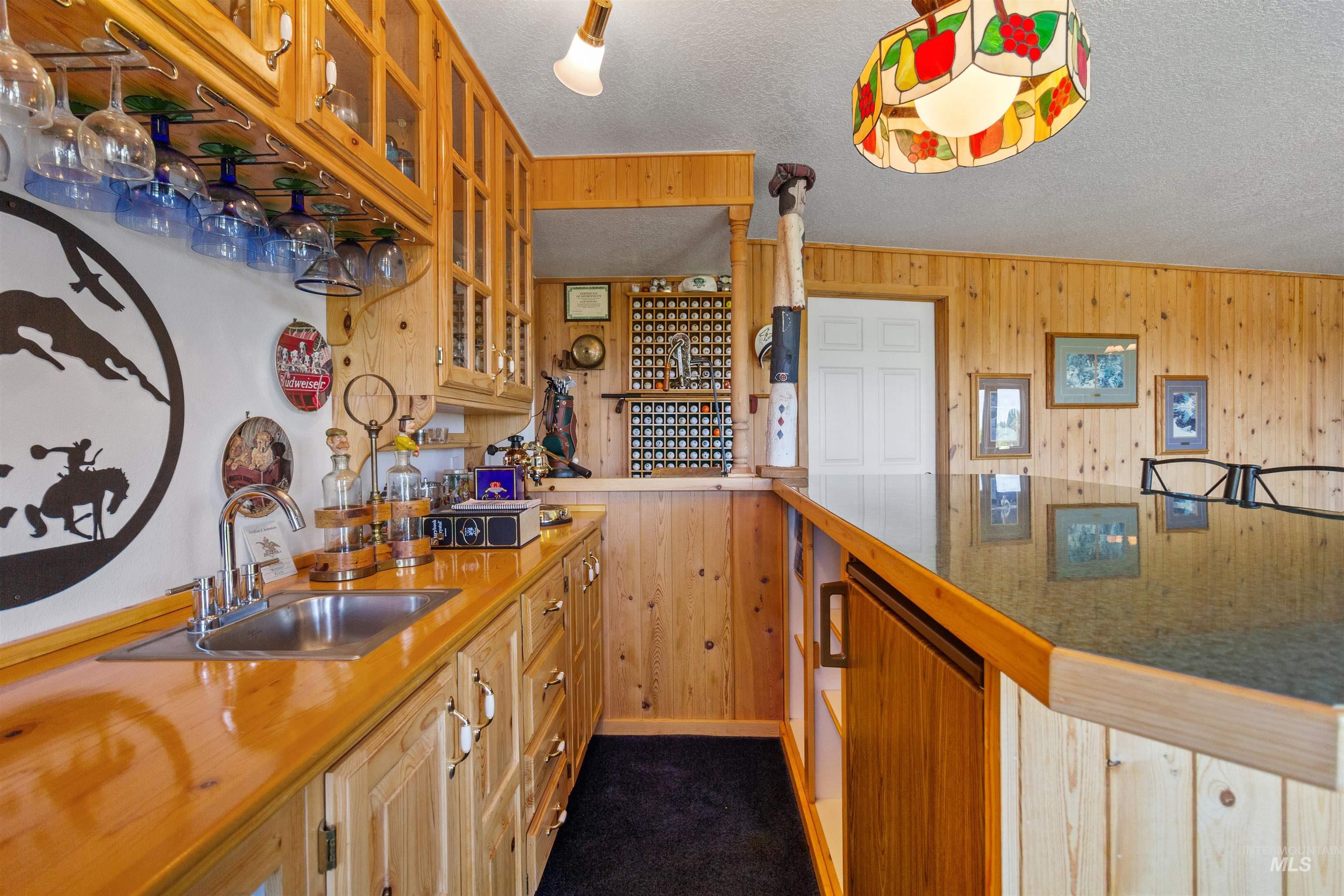 15 Van Engelen Rd, Burley, Idaho 83318-5445, 4 Bedrooms, 4 Bathrooms, Residential For Sale, Price $990,000,MLS 98949818