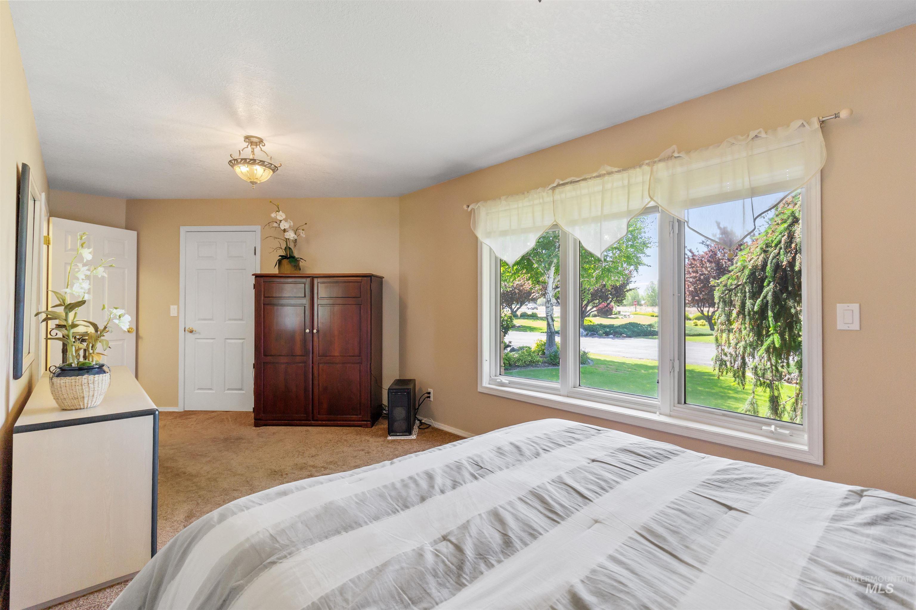 15 Van Engelen Rd, Burley, Idaho 83318-5445, 4 Bedrooms, 4 Bathrooms, Residential For Sale, Price $990,000,MLS 98949818