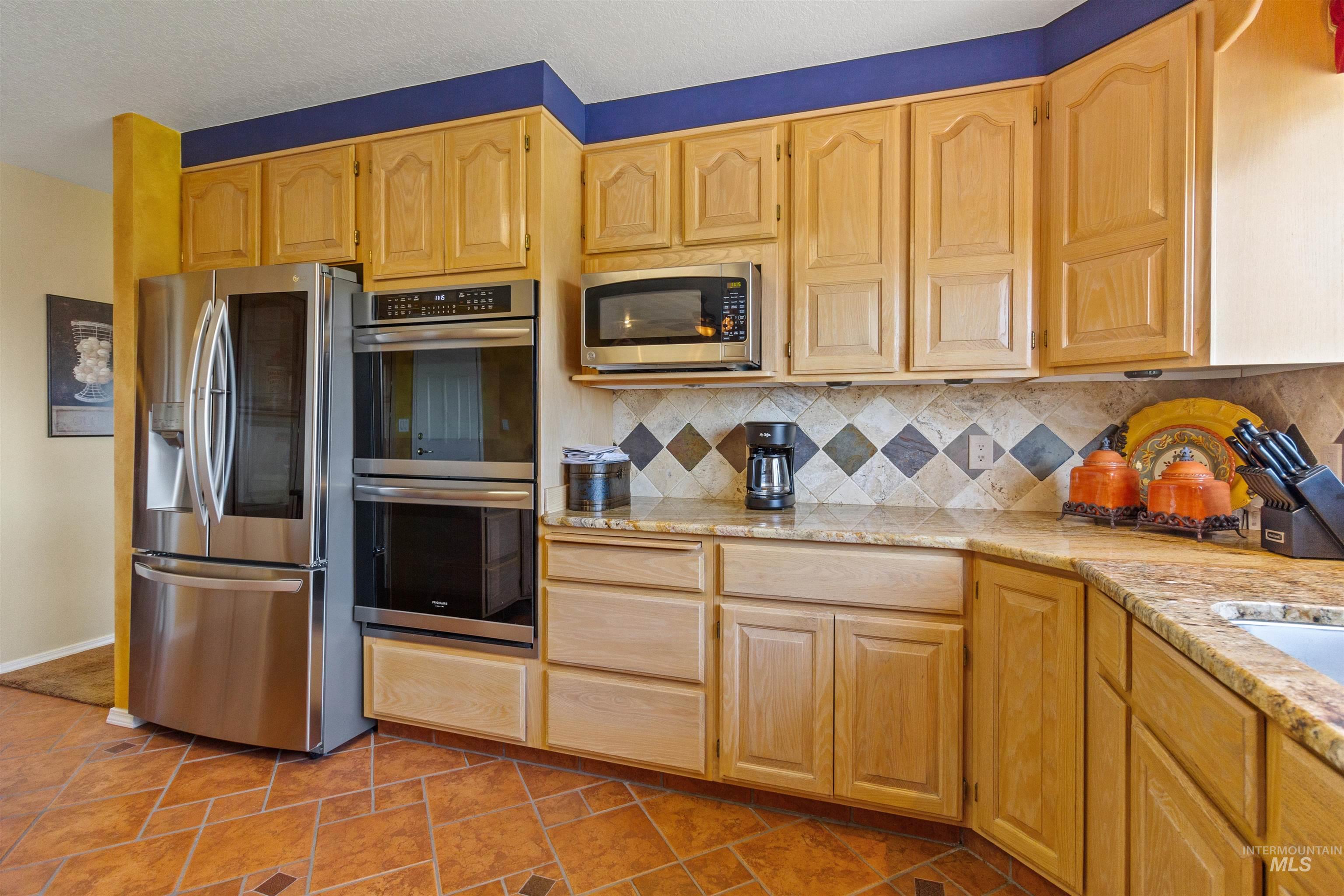 15 Van Engelen Rd, Burley, Idaho 83318-5445, 4 Bedrooms, 4 Bathrooms, Residential For Sale, Price $990,000,MLS 98949818