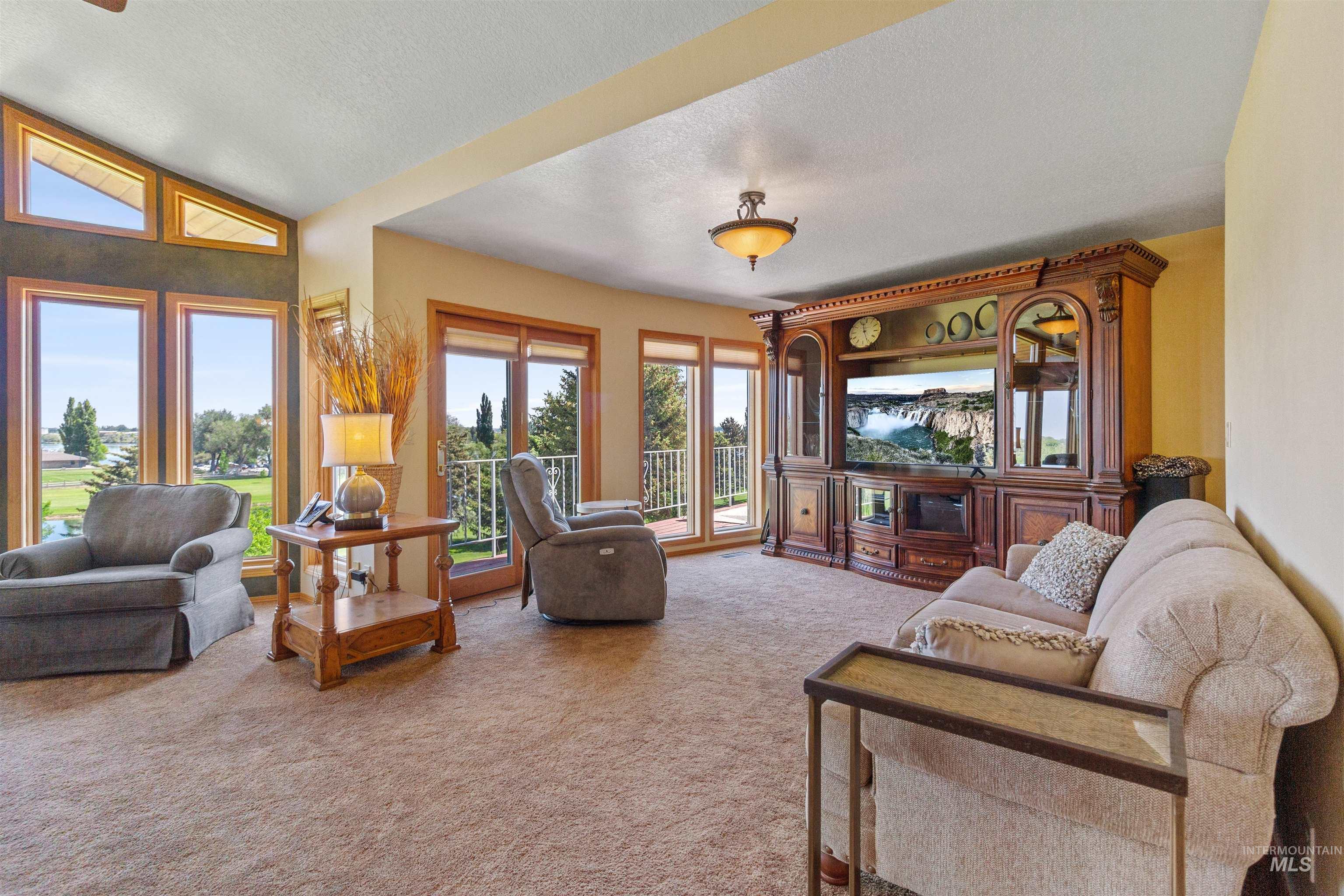 15 Van Engelen Rd, Burley, Idaho 83318-5445, 4 Bedrooms, 4 Bathrooms, Residential For Sale, Price $990,000,MLS 98949818