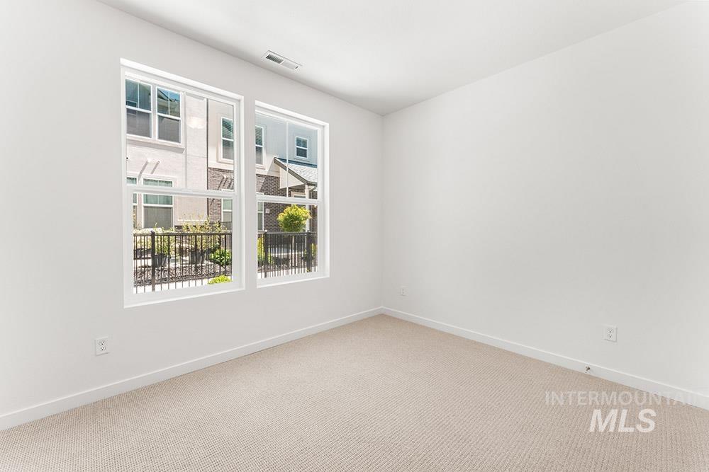 1722 N Timathy Ln, Boise, Idaho 83713, 4 Bedrooms, 3.5 Bathrooms, Residential For Sale, Price $422,400,MLS 98949852