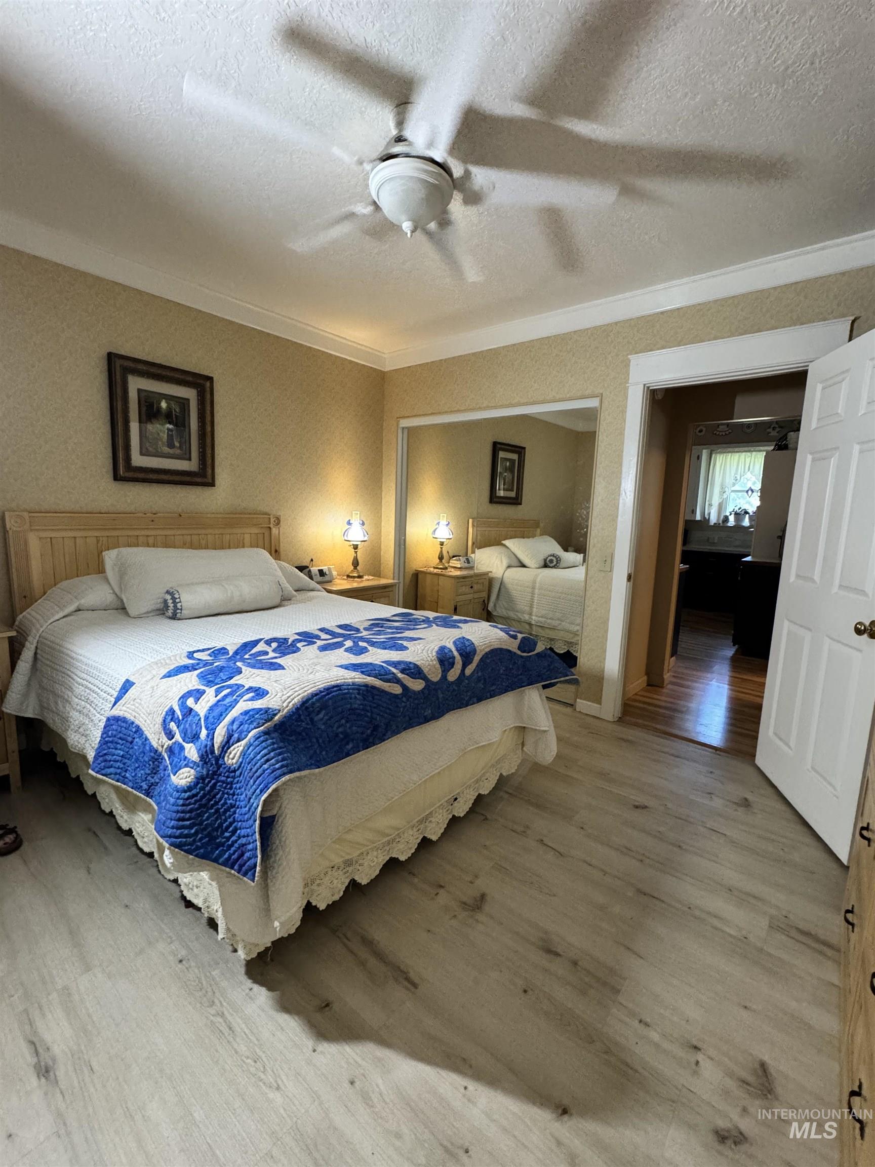 522 North Apple Street, Shoshone, Idaho 83352, 5 Bedrooms, 3 Bathrooms, Residential For Sale, Price $434,900, 98949907