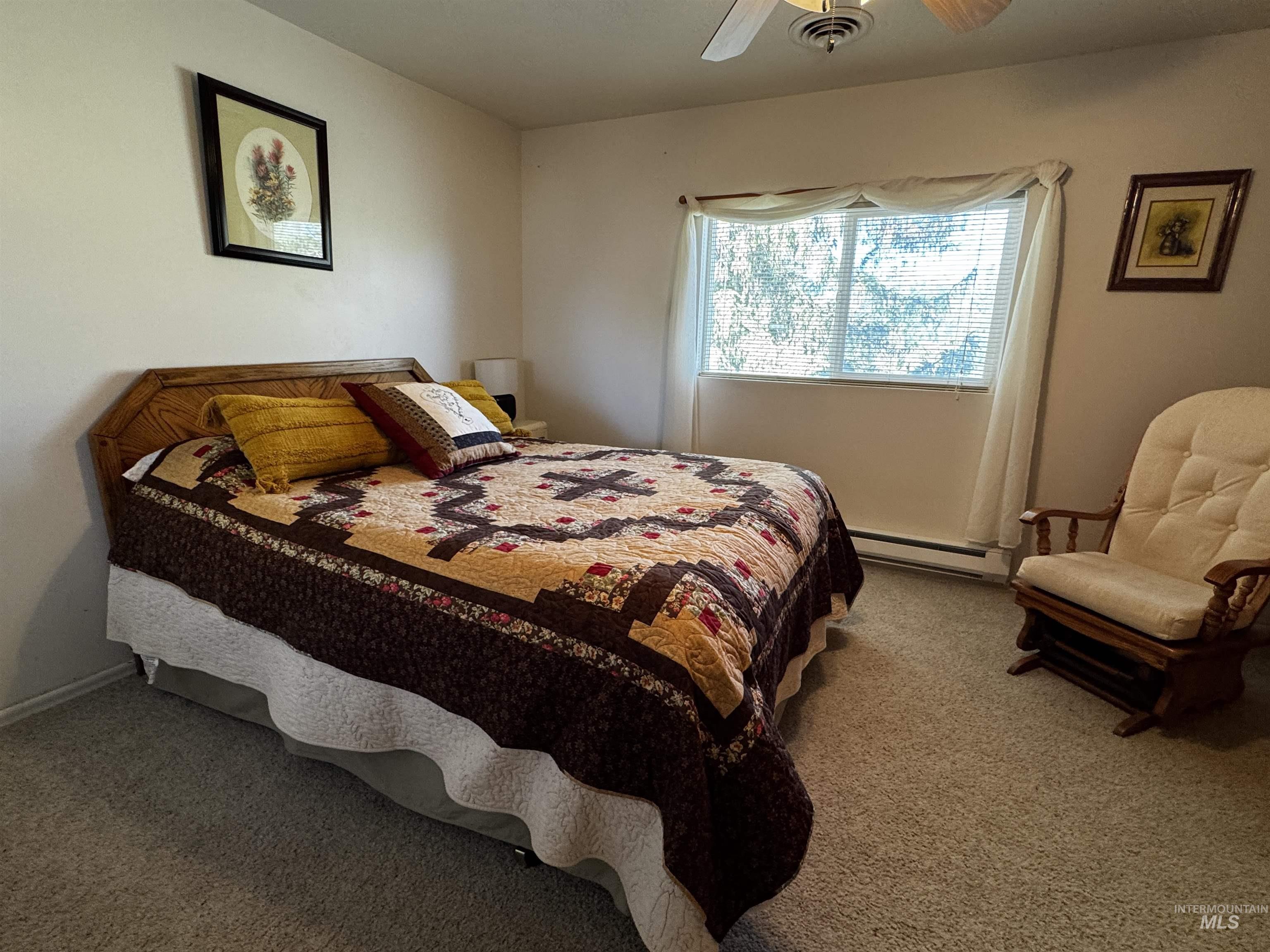 522 North Apple Street, Shoshone, Idaho 83352, 5 Bedrooms, 3 Bathrooms, Residential For Sale, Price $434,900, 98949907