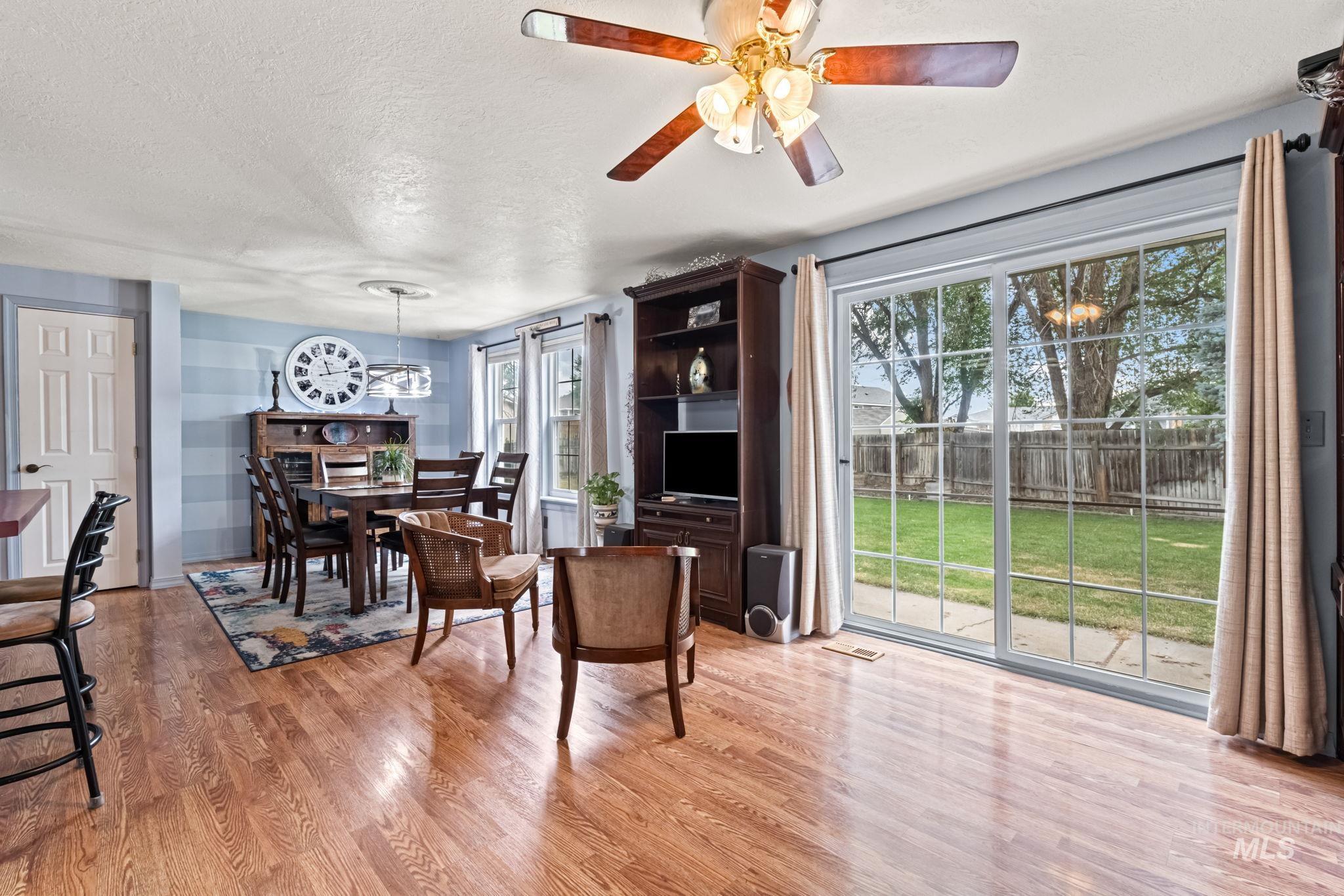 1075 Teal Circle, Mountain Home, Idaho 83647, 3 Bedrooms, 2.5 Bathrooms, Residential For Sale, Price $399,900,MLS 98949911