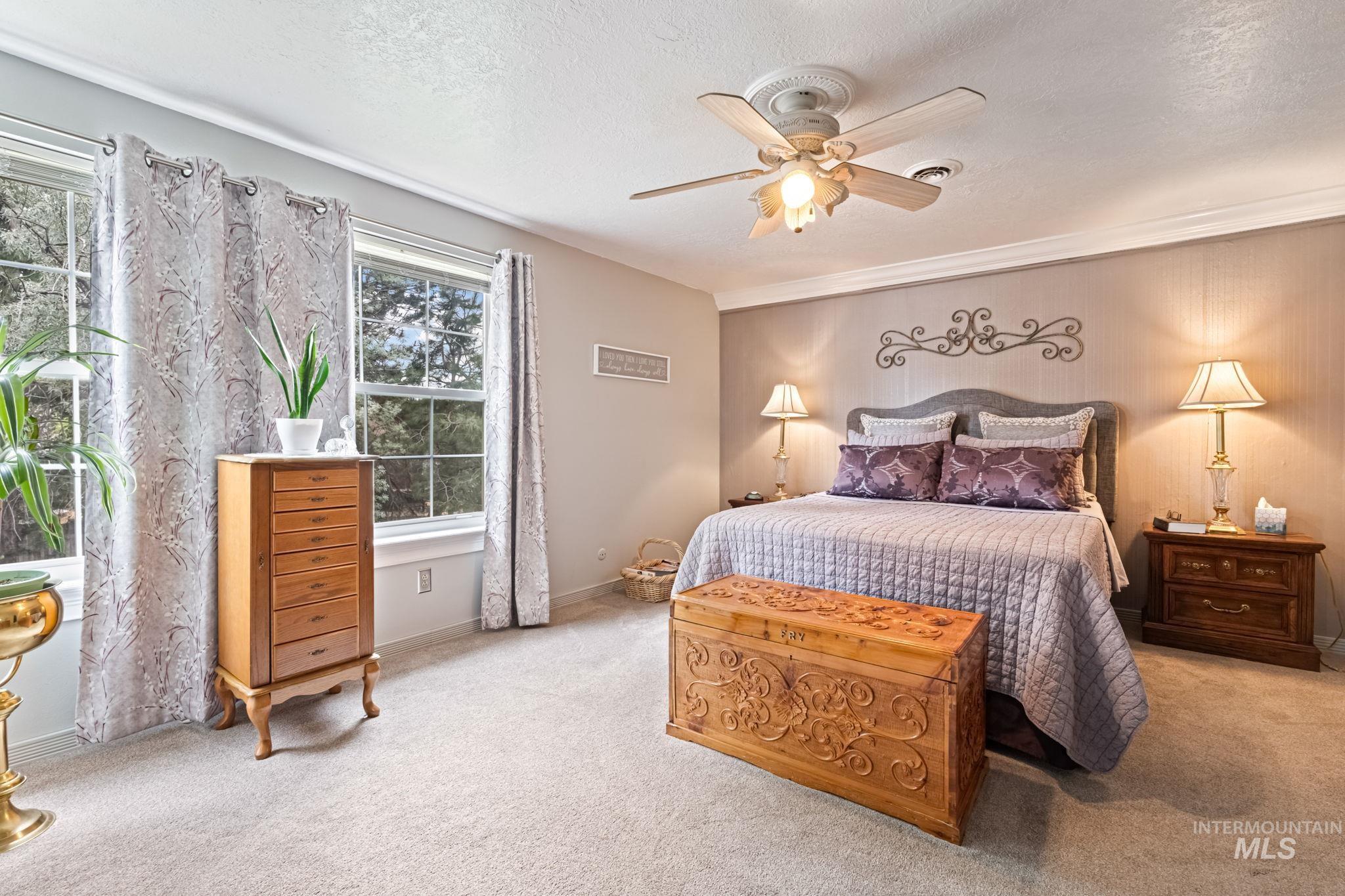 1075 Teal Circle, Mountain Home, Idaho 83647, 3 Bedrooms, 2.5 Bathrooms, Residential For Sale, Price $399,900,MLS 98949911